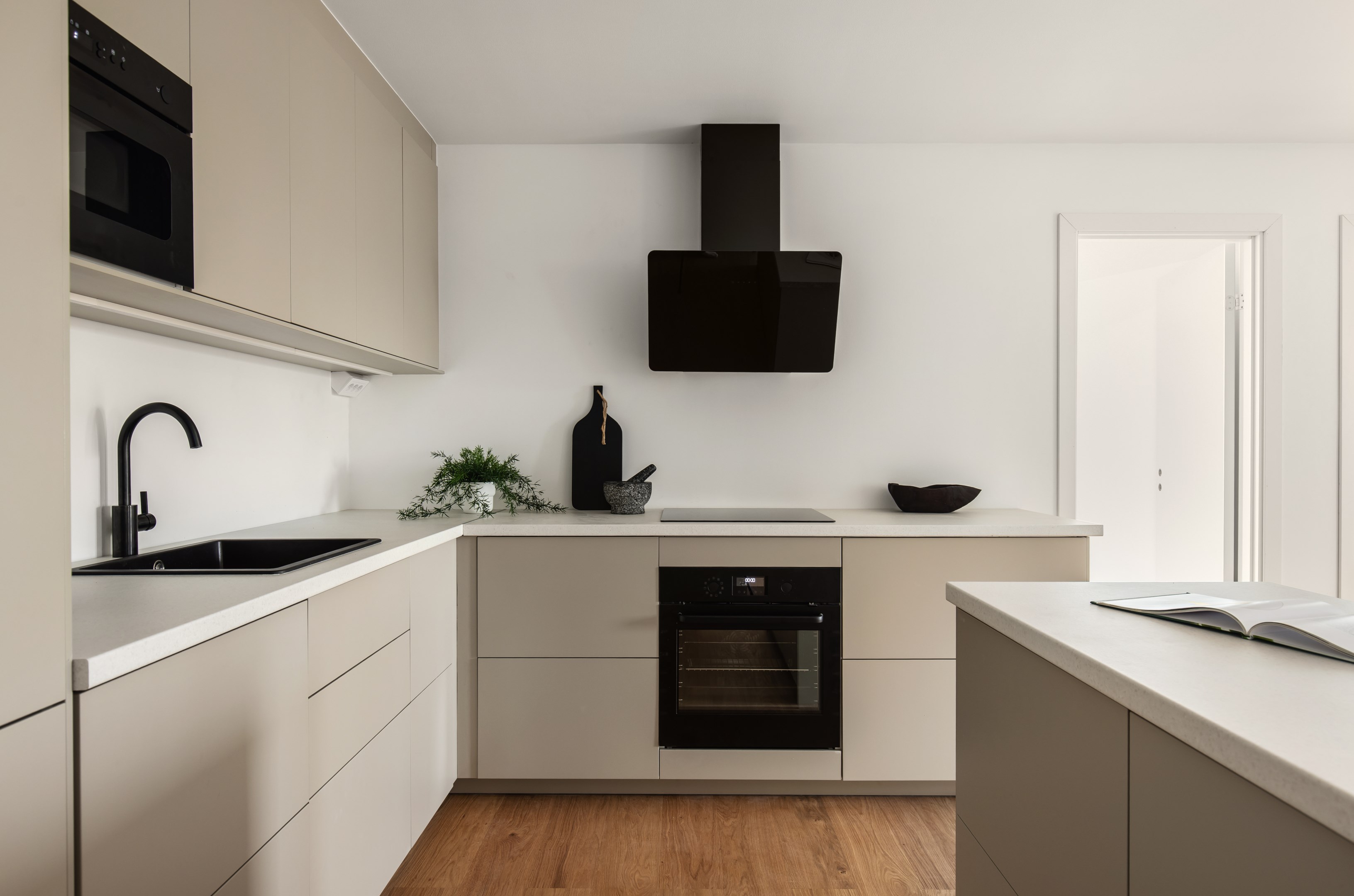 Bostadsbild från Ormingeringen 68, Till salu i Västra Orminge, Nacka