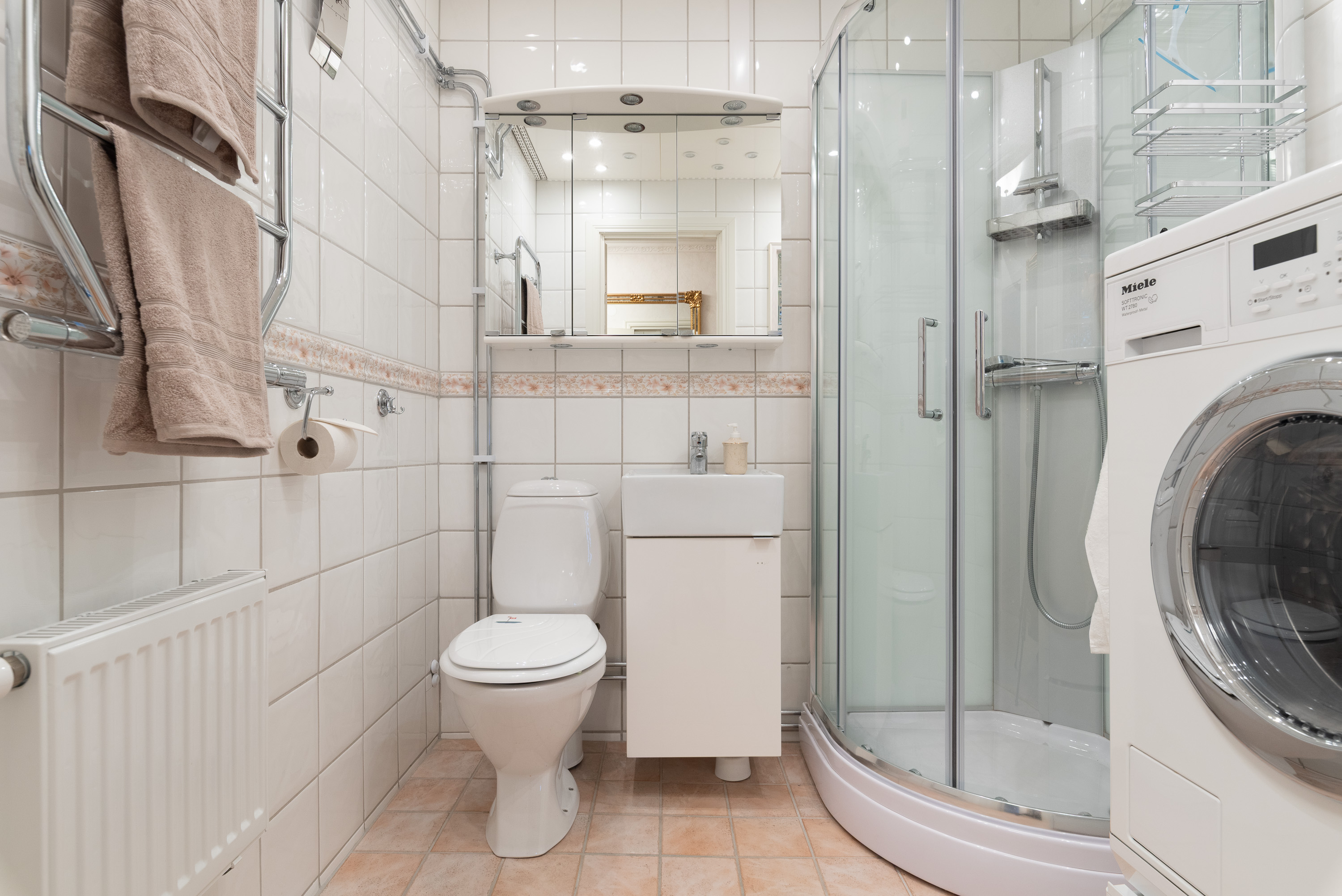 Bostadsbild från Rekylgatan 2, Till salu i Haga, Västerås