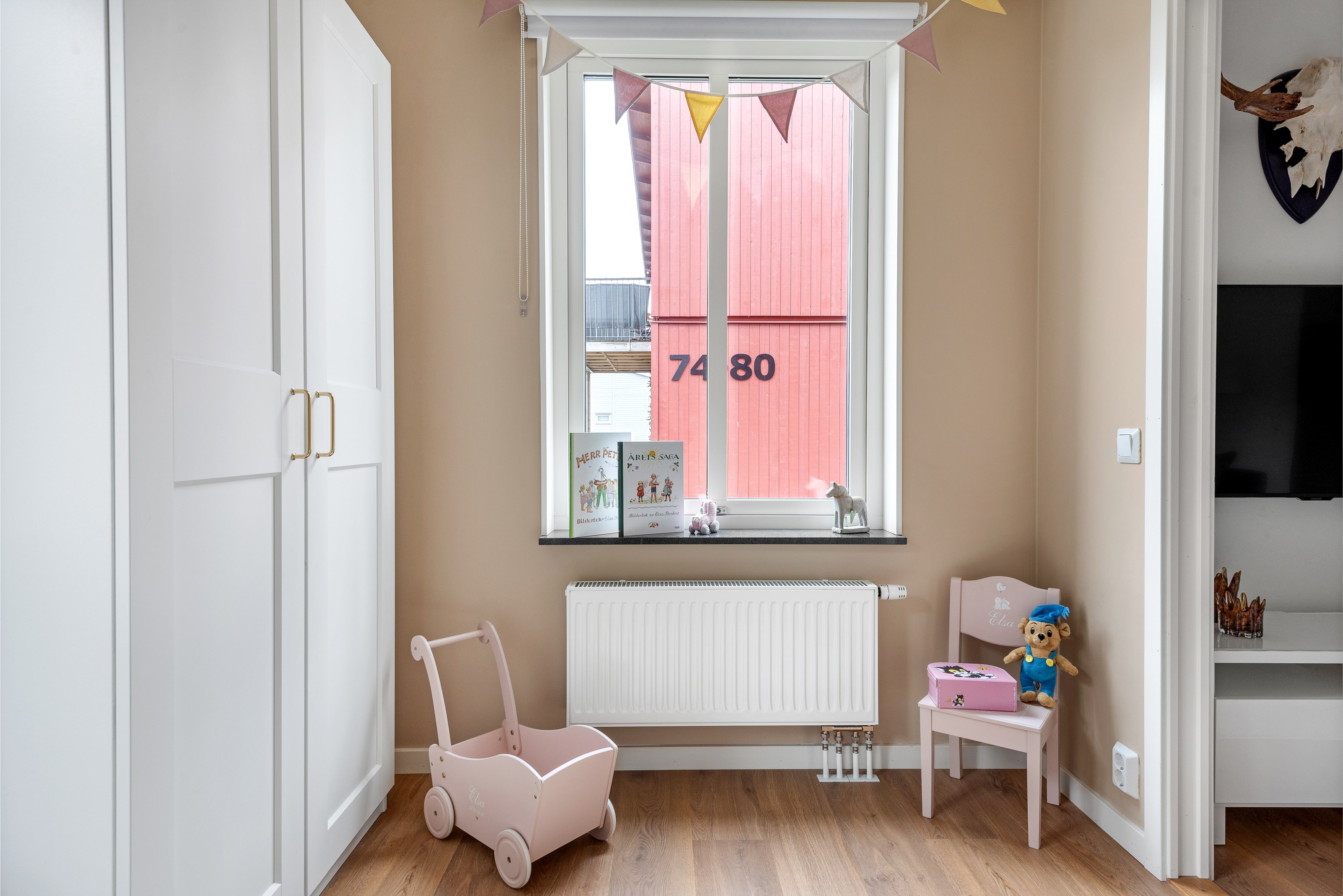 Bostadsbild från Hjulaxelvägen 70, Kommande i Gunsta, Uppsala