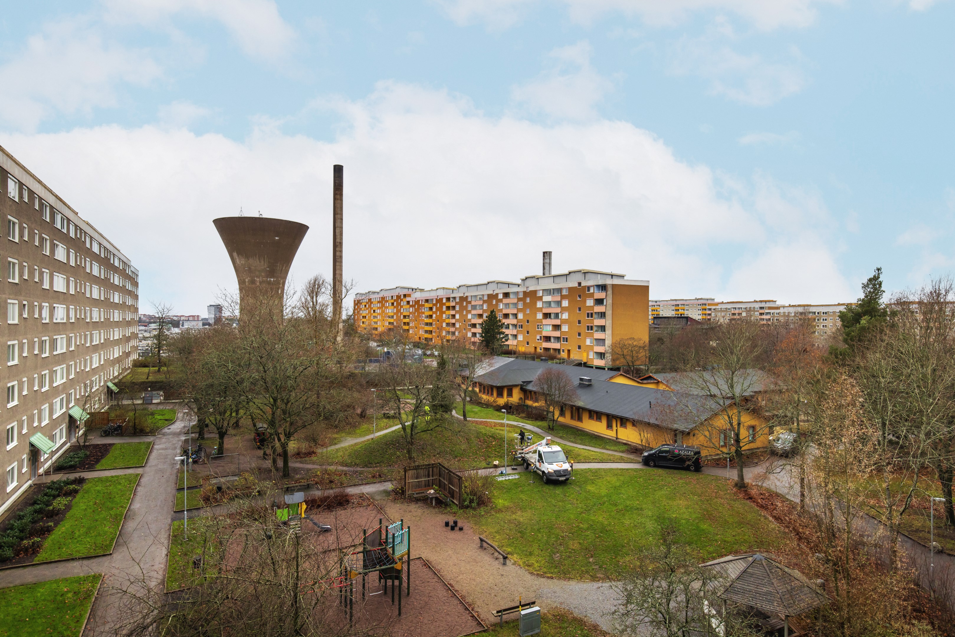 Bostadsbild från Henriksdalsringen 105, Till salu i Henriksdalsberget, Nacka
