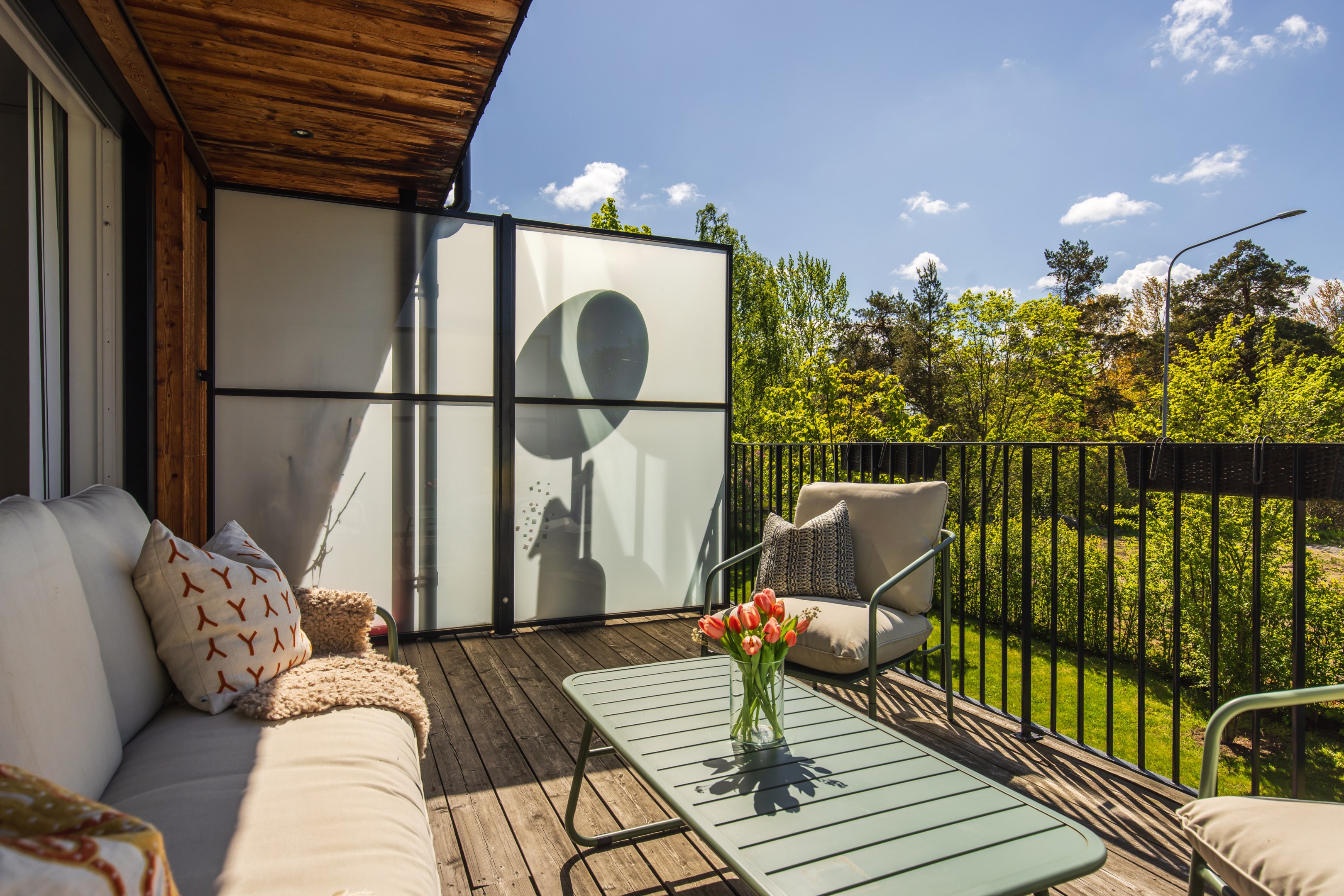 Bostadsbild från Ljuskärrsgränden 2A, Kommande i Ljuskärrsberget - Saltsjöbaden, Nacka