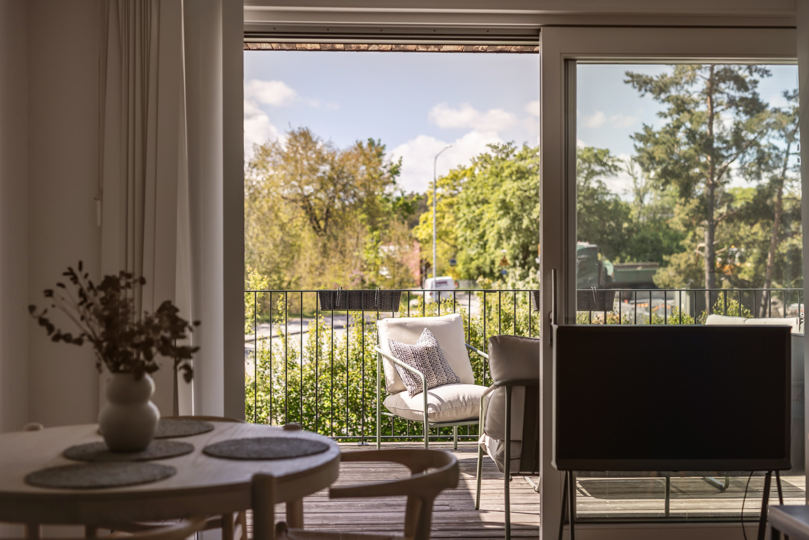 Bostadsbild från Ljuskärrsgränden 2A, Kommande i Ljuskärrsberget - Saltsjöbaden, Nacka
