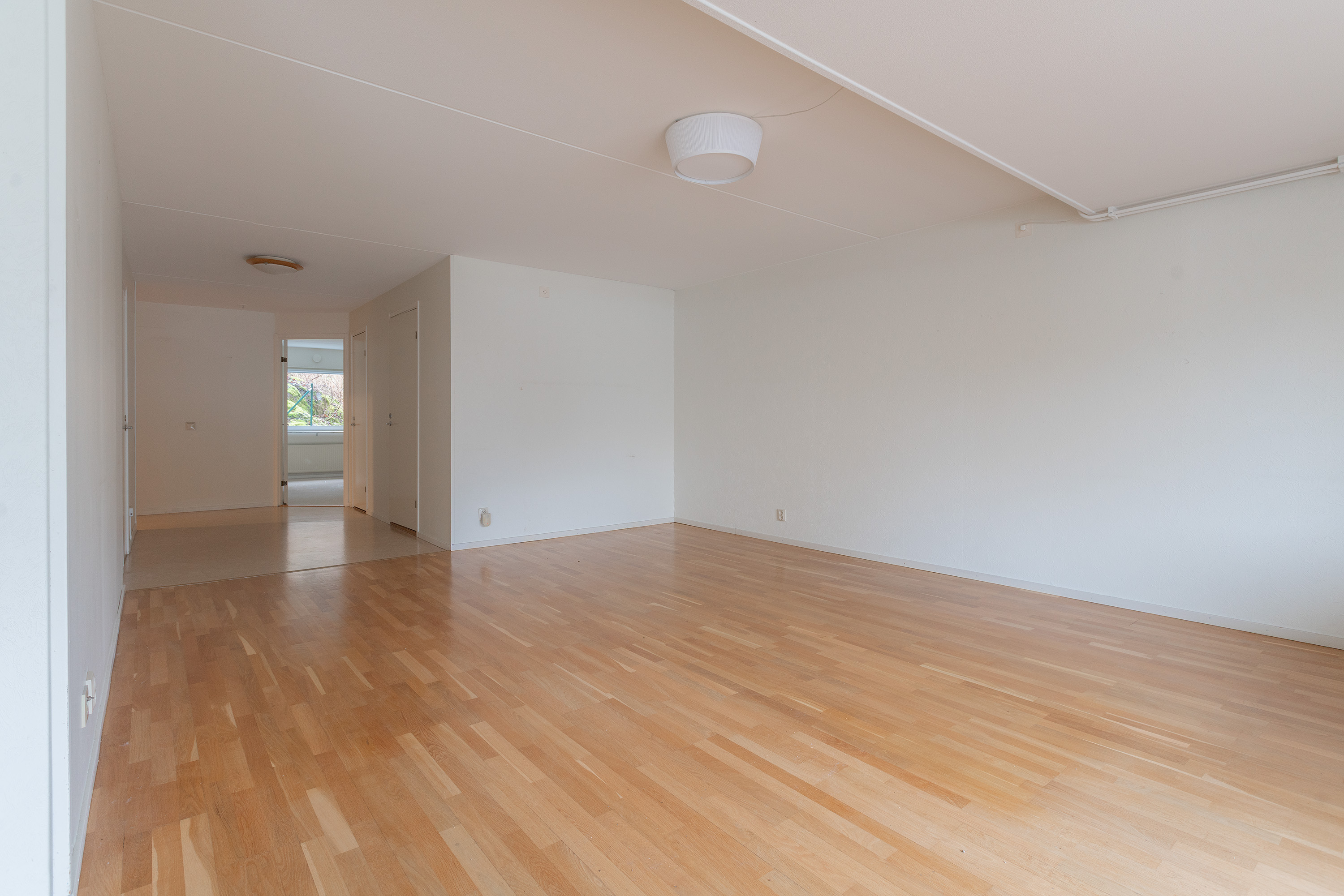 Bostadsbild från Elgentorpsvägen 17, Till salu i Tullinge Centralt, Botkyrka