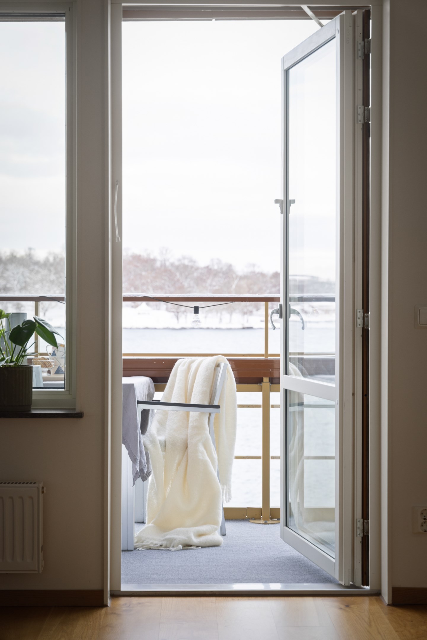 Bostadsbild från Finnboda kajväg 14E, Till salu i Finnboda Hamn, Nacka