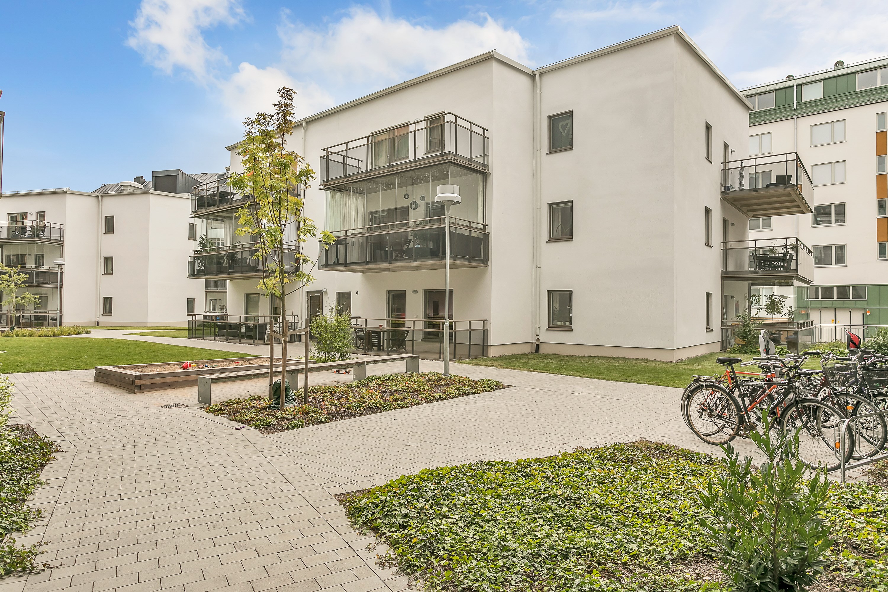 Bostadsbild från Rosendalsvägen 18, Till salu i Rosendal, Uppsala