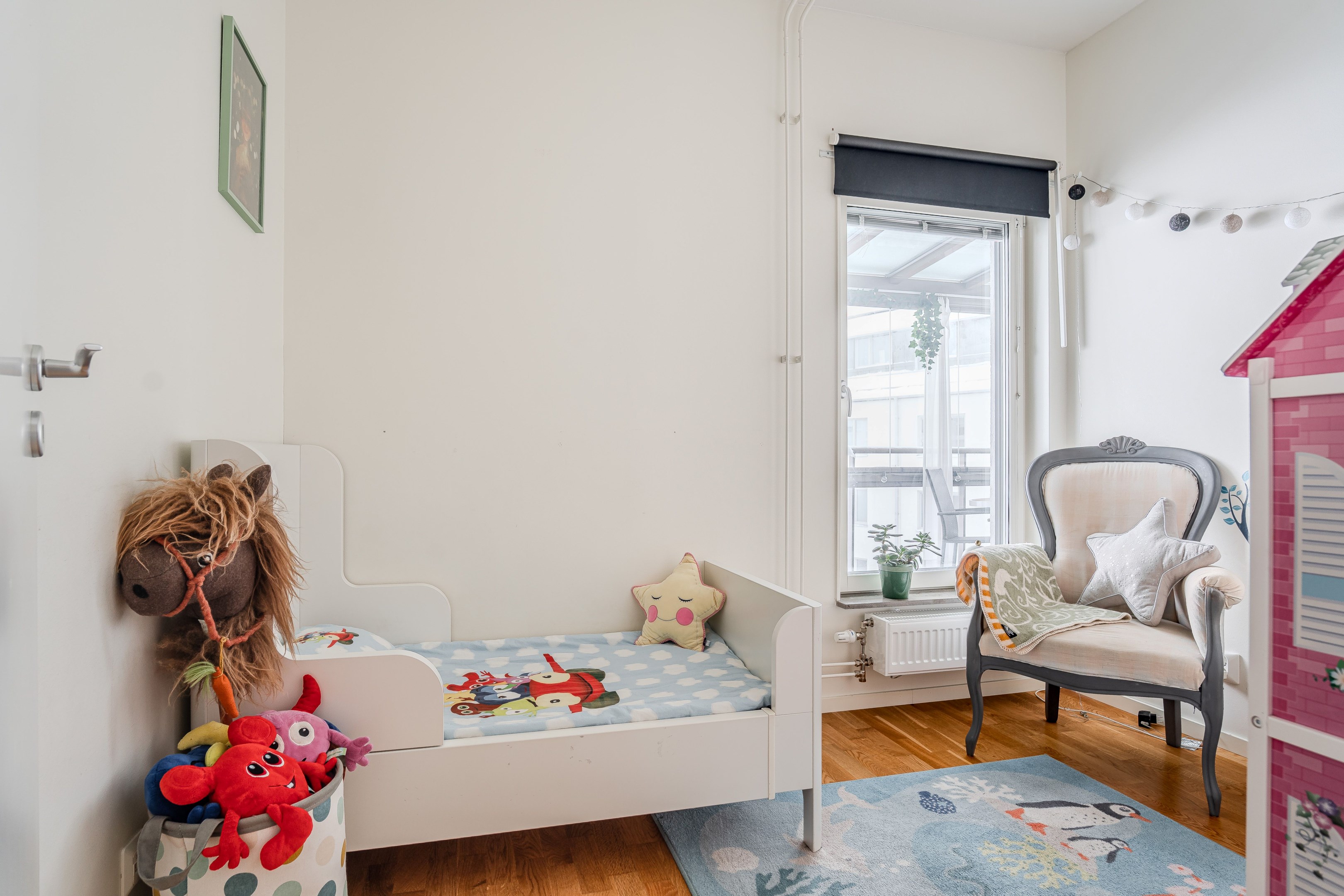 Bostadsbild från Rosendalsvägen 18, Till salu i Rosendal, Uppsala