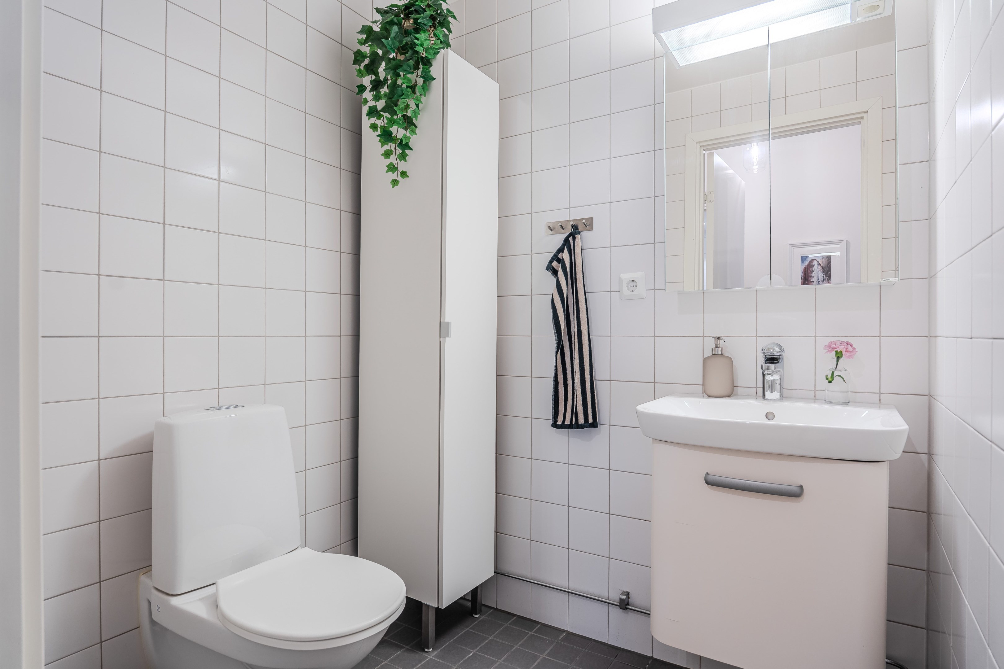 Bostadsbild från Rosendalsvägen 18, Till salu i Rosendal, Uppsala