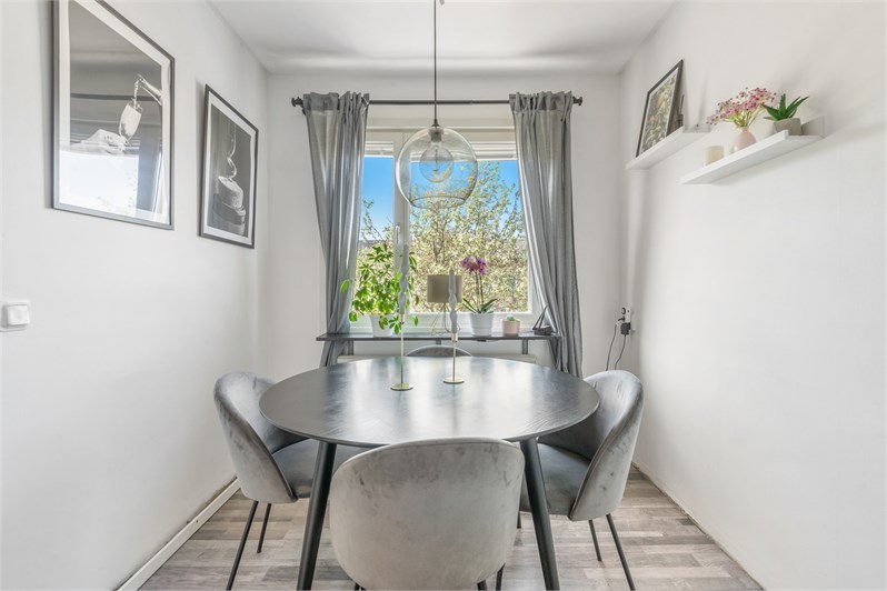 Bostadsbild från Viktor Rydbergsgatan 11, Till salu i Nyby, Uppsala