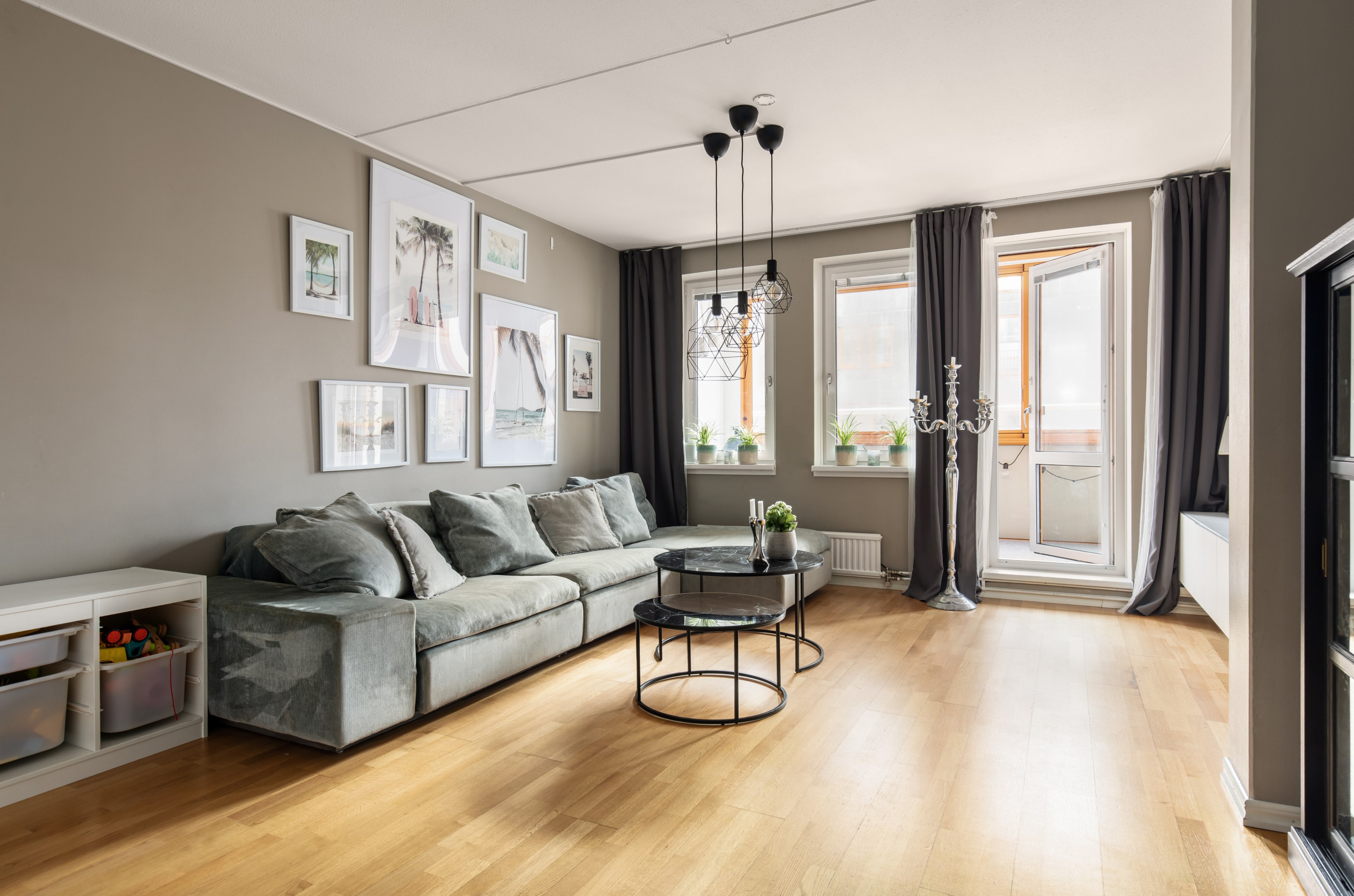 Bostadsbild från Ormingeringen 71, Till salu i Västra Orminge, Nacka