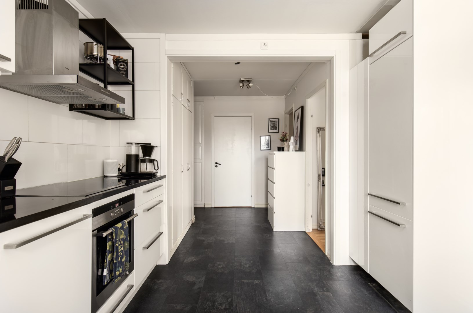 Bostadsbild från Ormingeringen 71, Till salu i Västra Orminge, Nacka