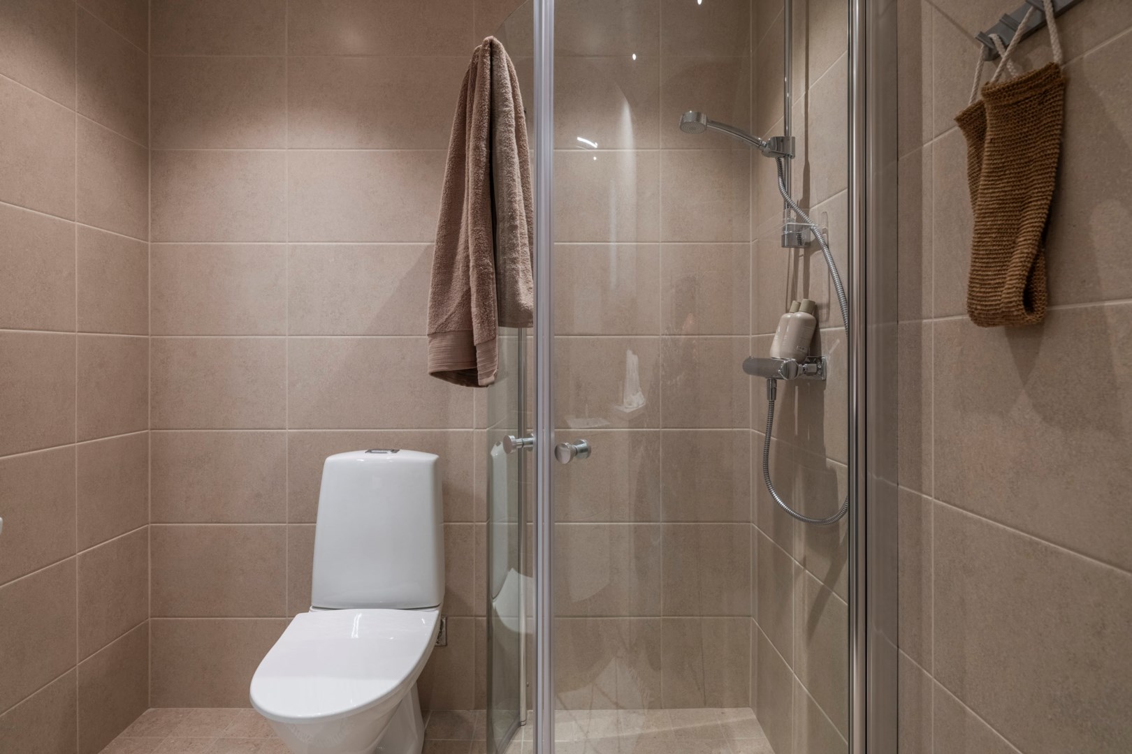 Bostadsbild från Centralvägen 101, Till salu i Roslags Näsby, Täby