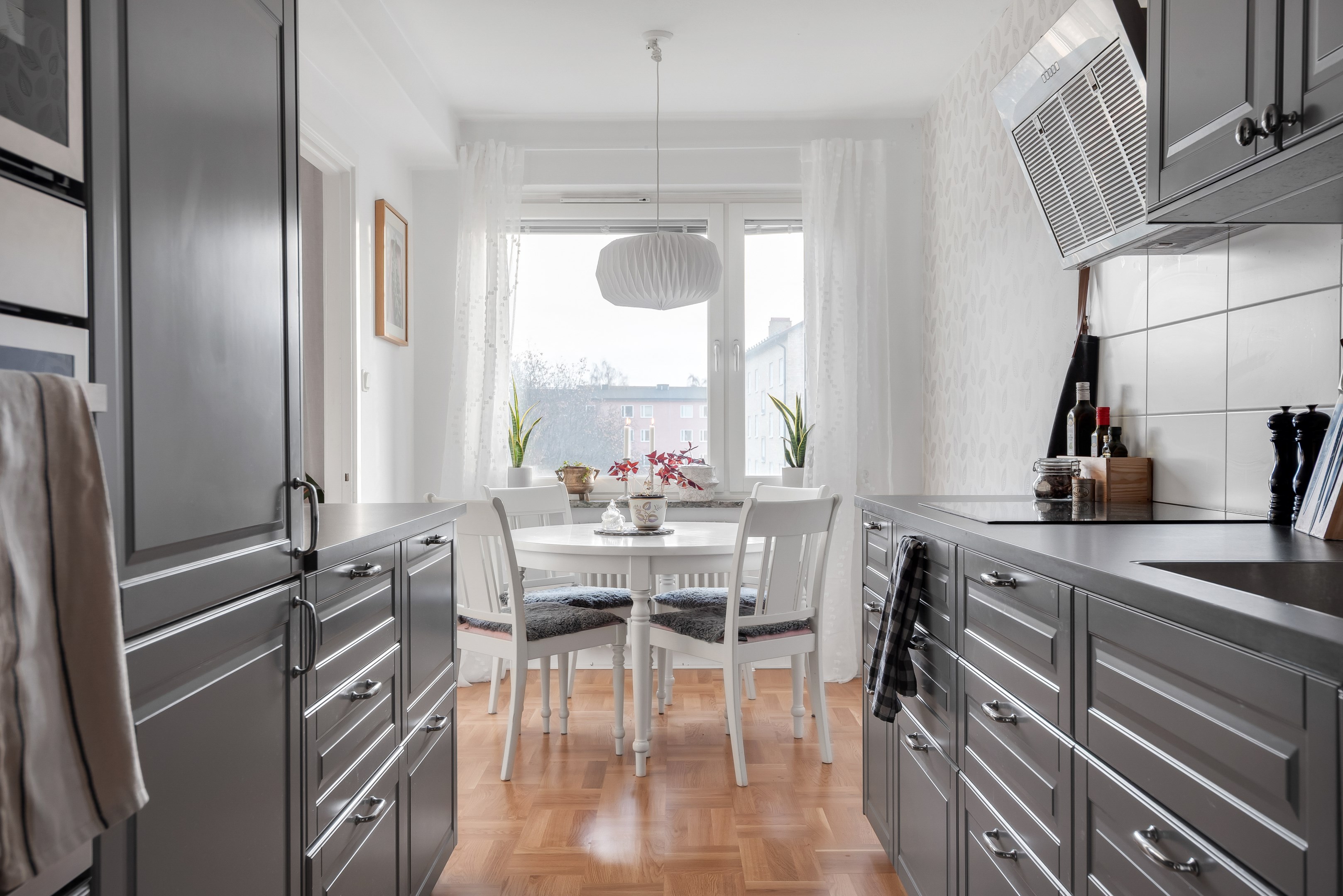 Bostadsbild från Hällbygatan 32A, Till salu i Luthagen, Uppsala