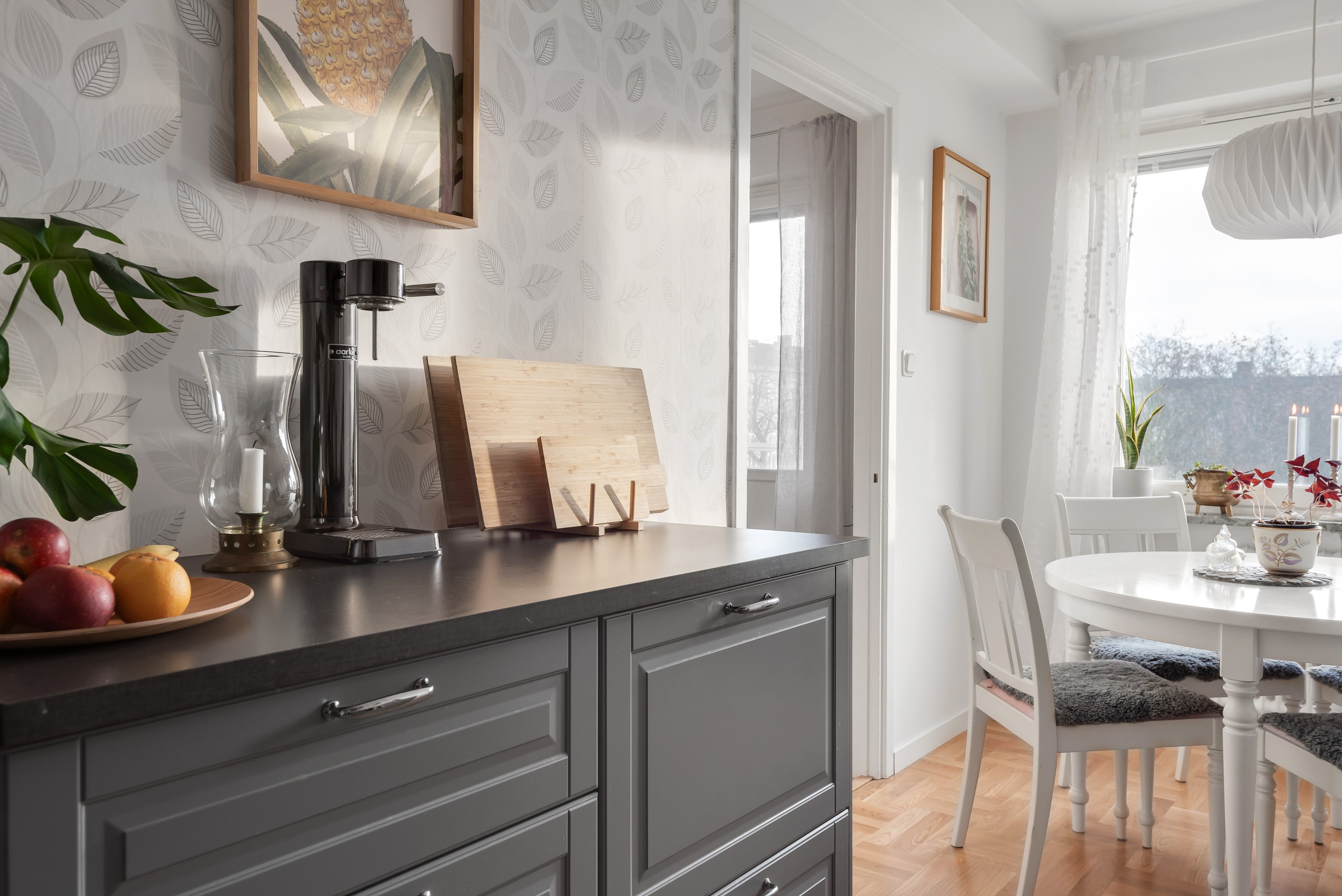 Bostadsbild från Hällbygatan 32A, Till salu i Luthagen, Uppsala