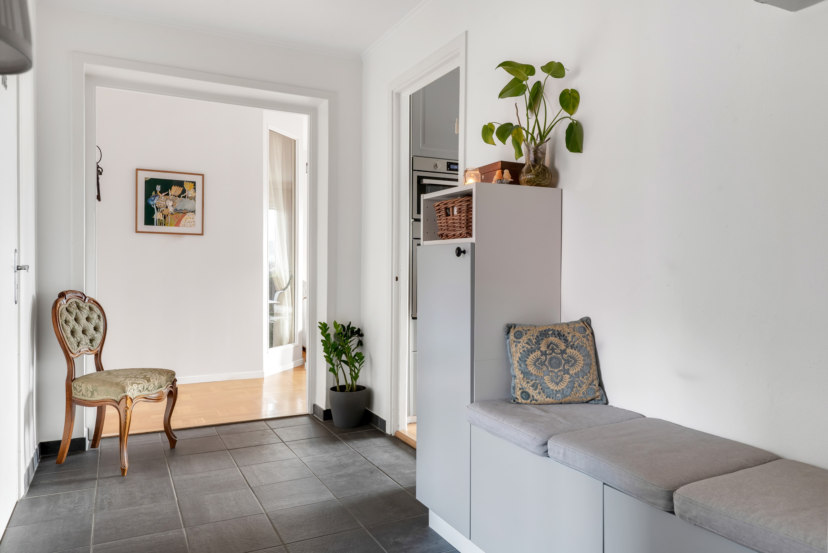 Bostadsbild från Hällbygatan 32A, Till salu i Luthagen, Uppsala