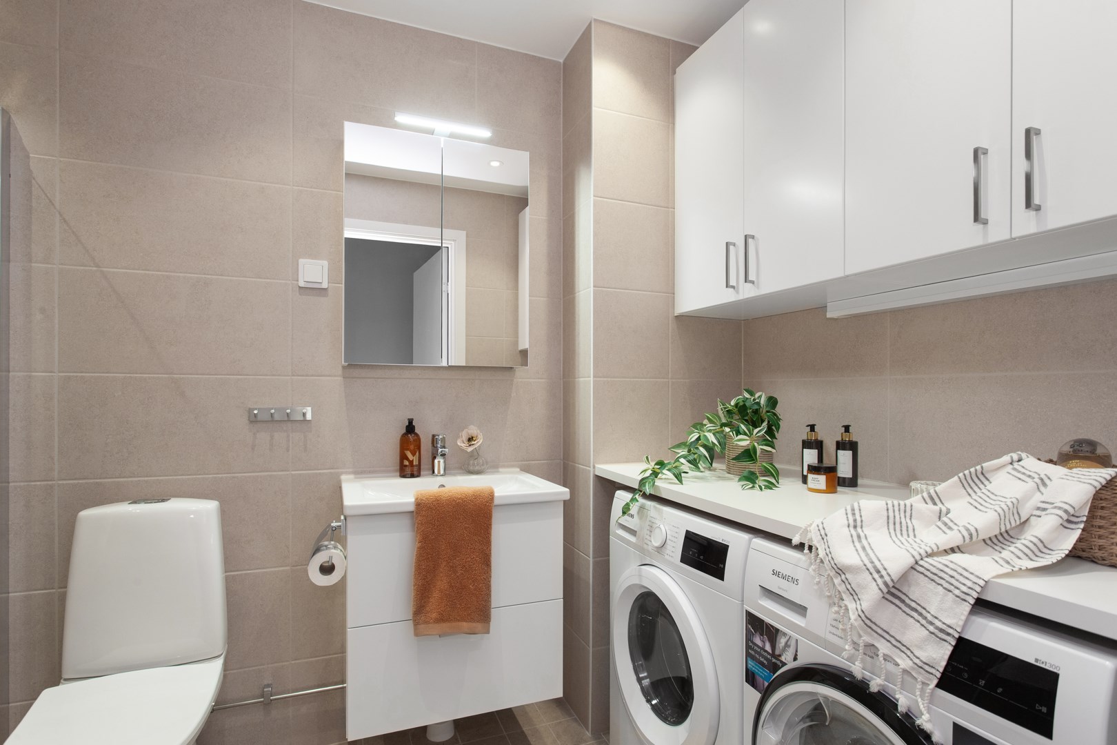 Bostadsbild från Centralvägen 101, Till salu i Roslags Näsby, Täby