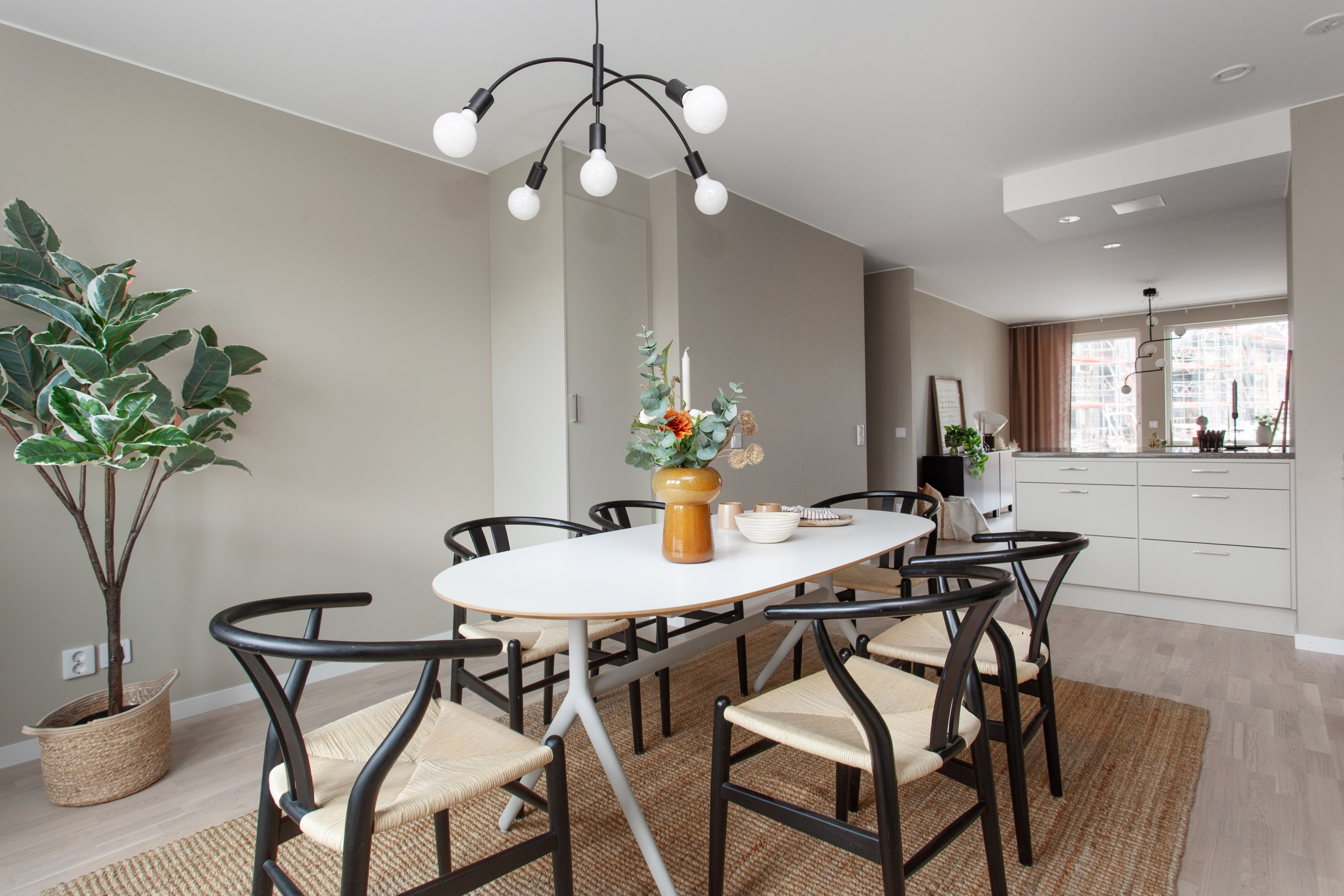 Bostadsbild från Centralvägen 101, Såld i Roslags Näsby, Täby