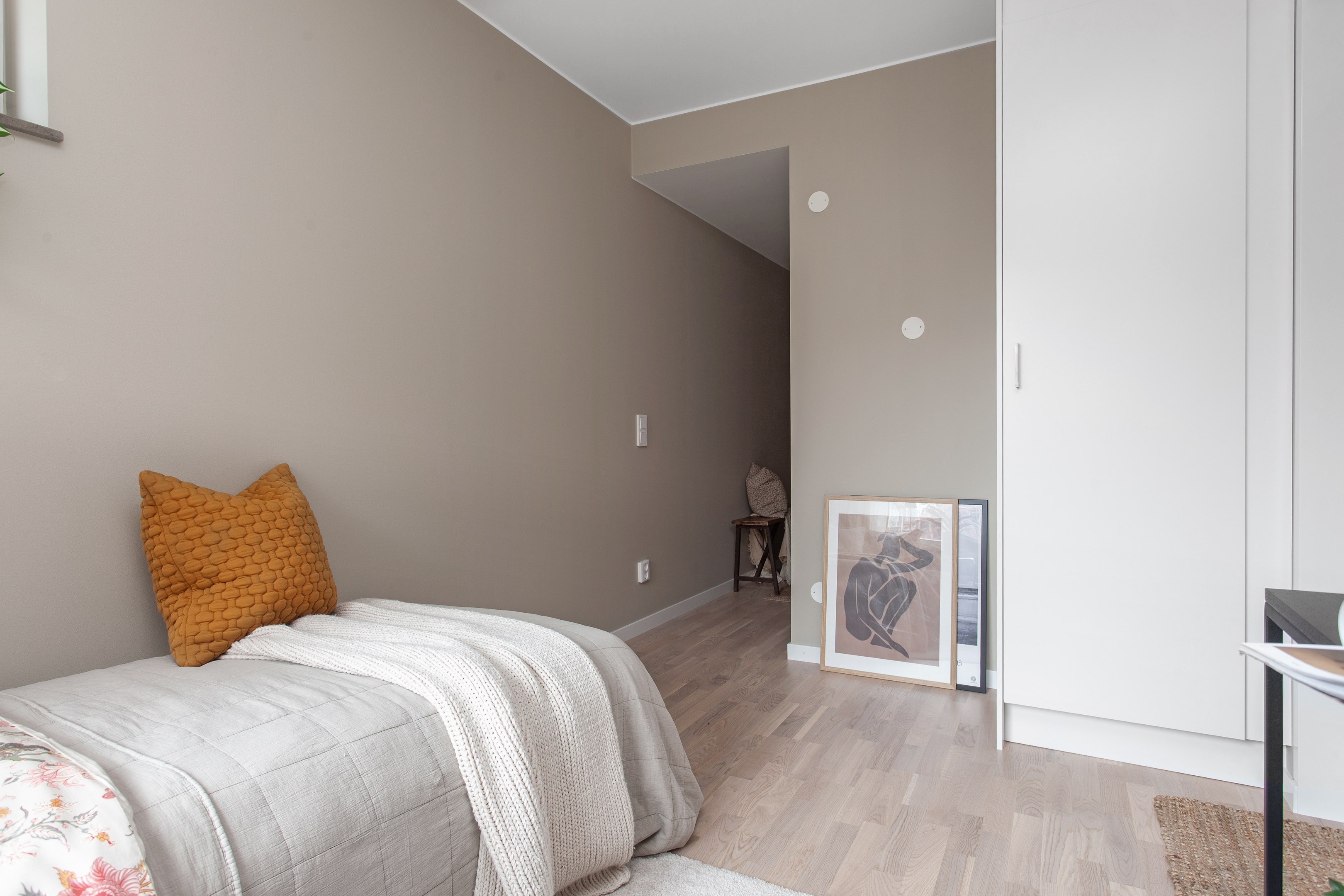 Bostadsbild från Centralvägen 101, Såld i Roslags Näsby, Täby