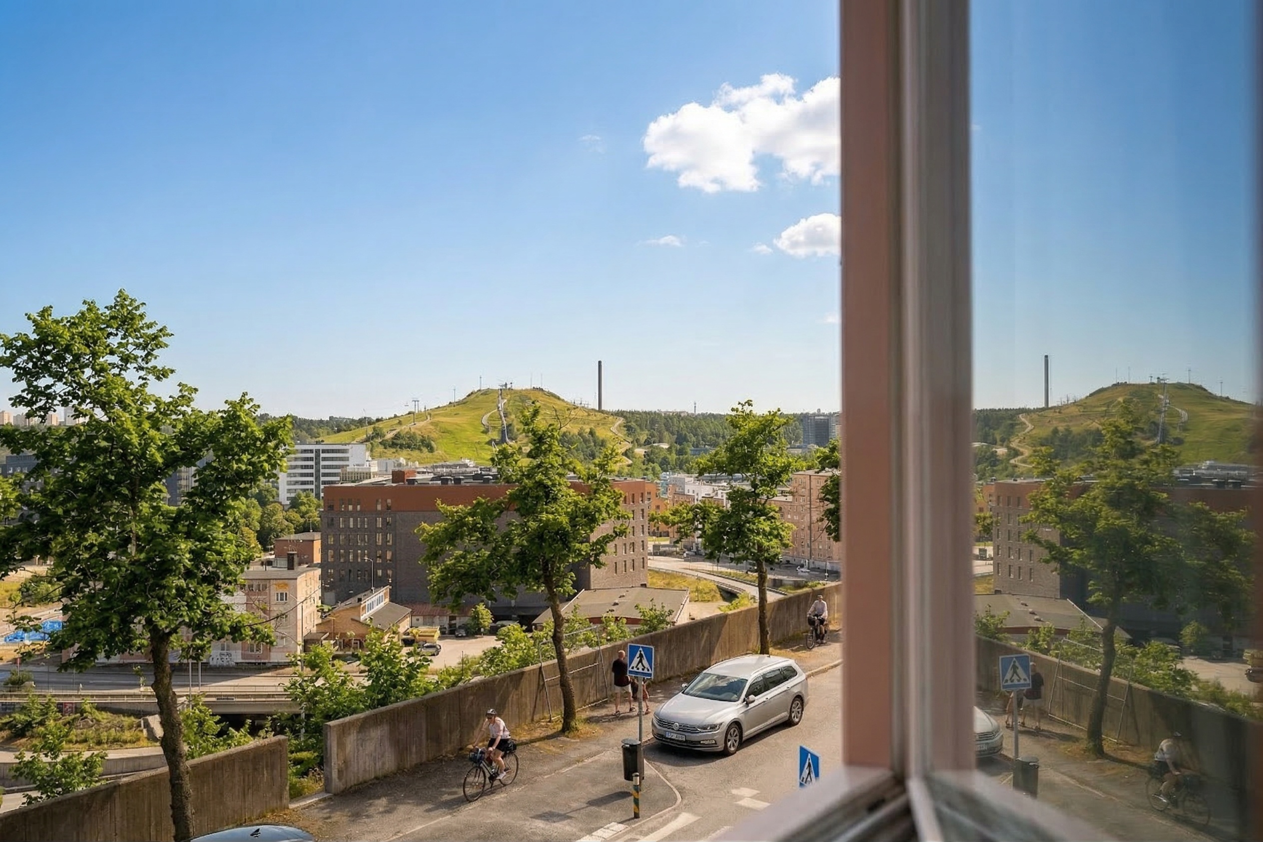Bostadsbild från Henriksdalsringen 93, Till salu i Henriksdalsberget, Nacka
