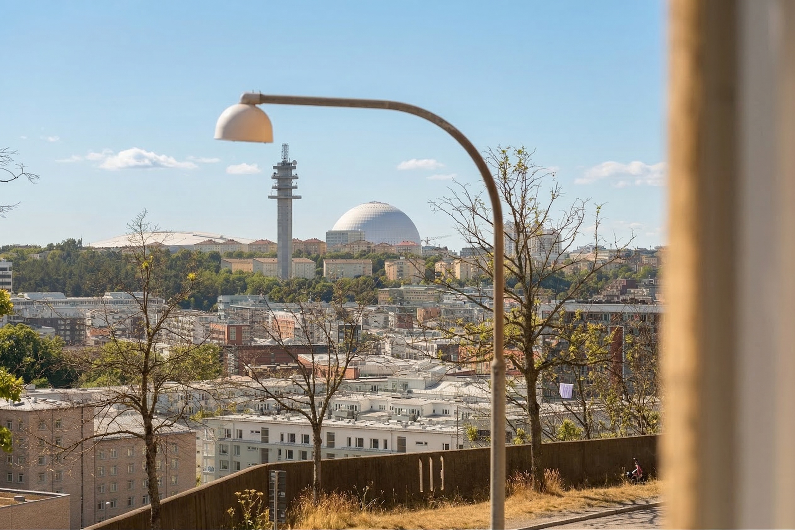 Bostadsbild från Henriksdalsringen 93, Till salu i Henriksdalsberget, Nacka