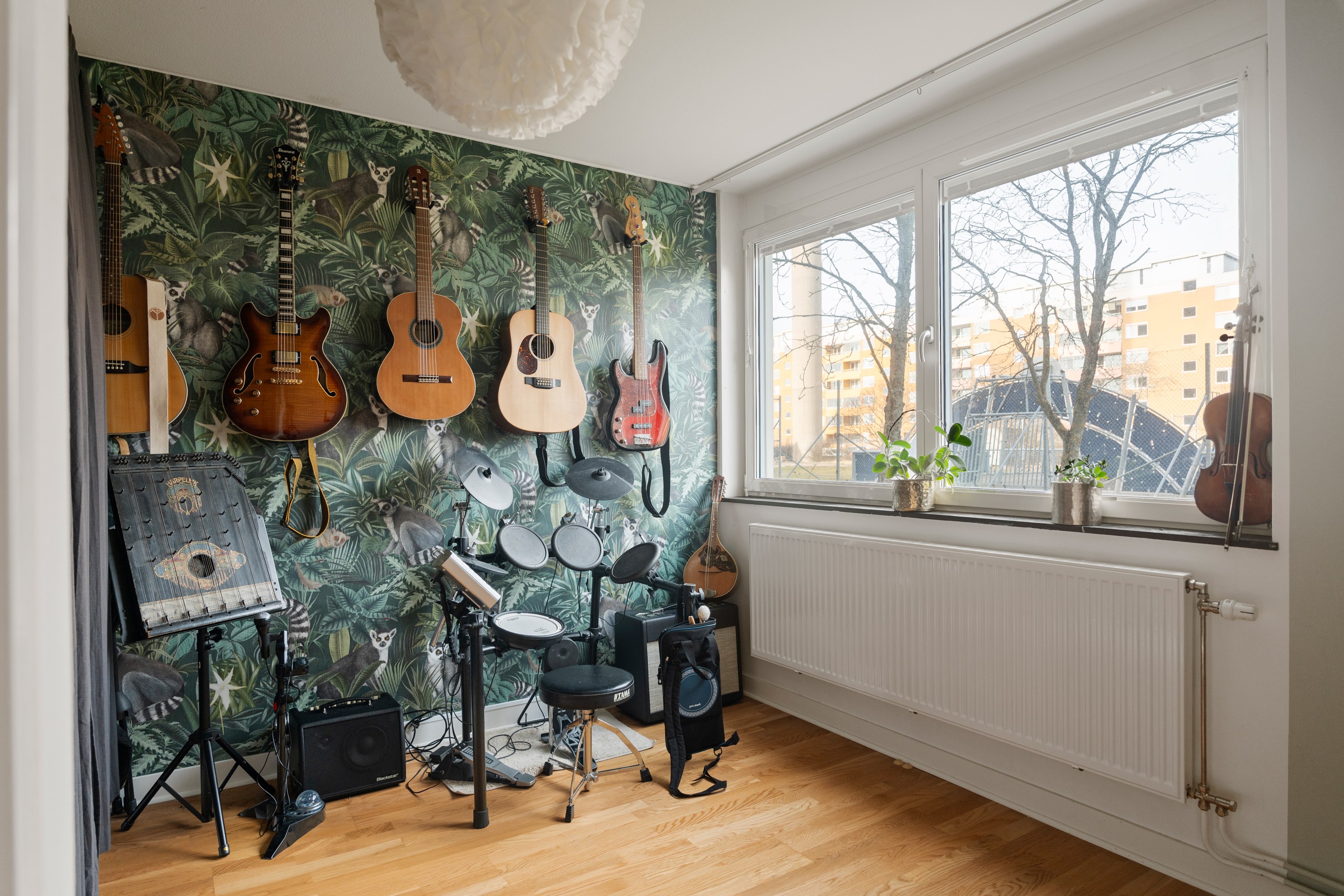 Bostadsbild från Henriksdalsringen 93, Till salu i Henriksdalsberget, Nacka