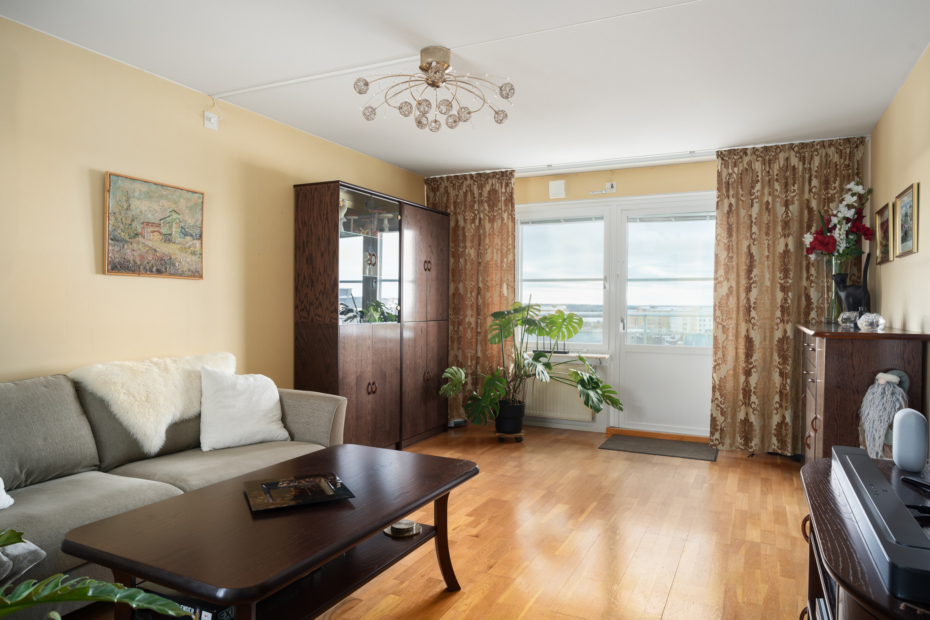 Bostadsbild från Diligensvägen 65, Till salu i Jarlaberg, Nacka