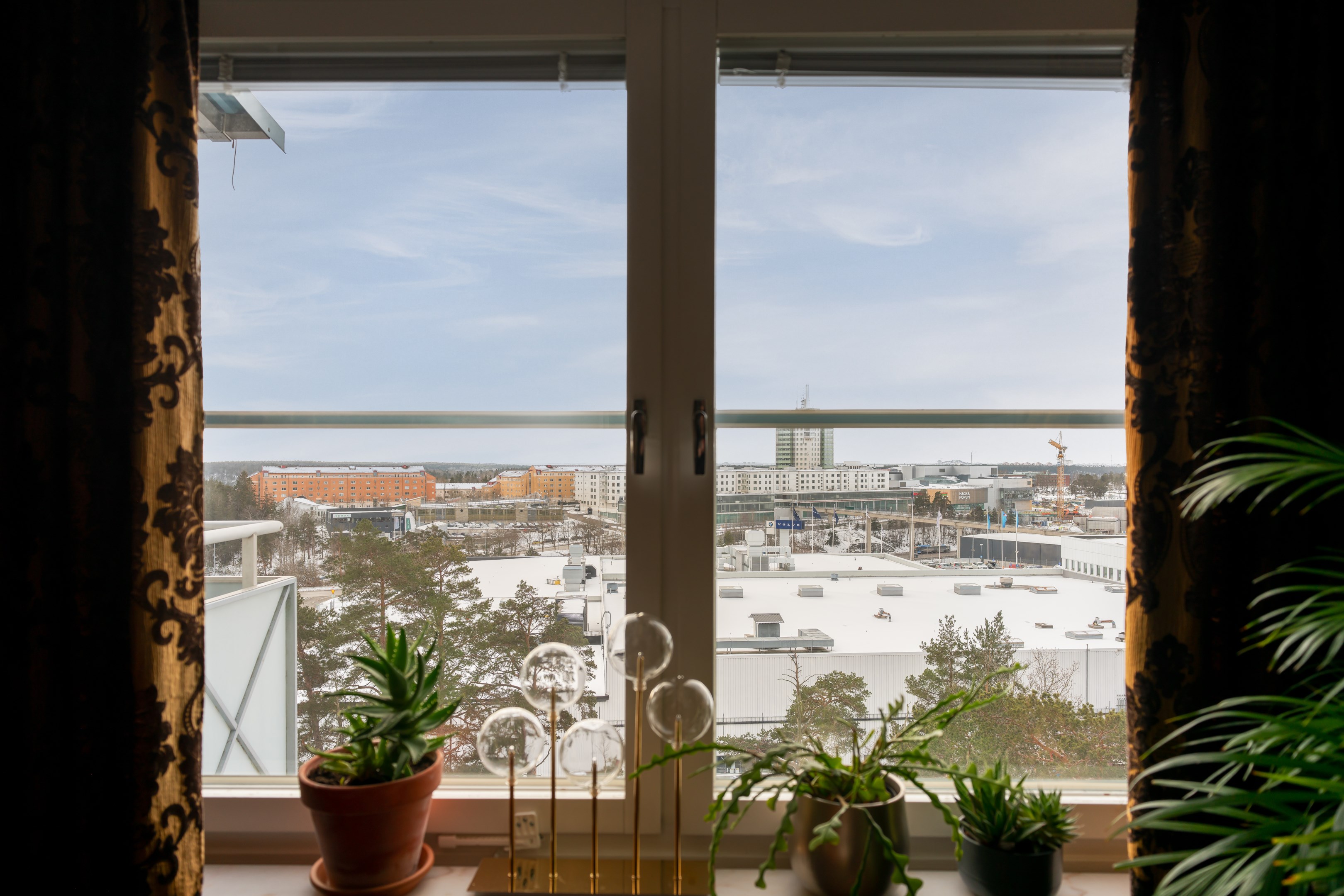 Bostadsbild från Diligensvägen 65, Till salu i Jarlaberg, Nacka