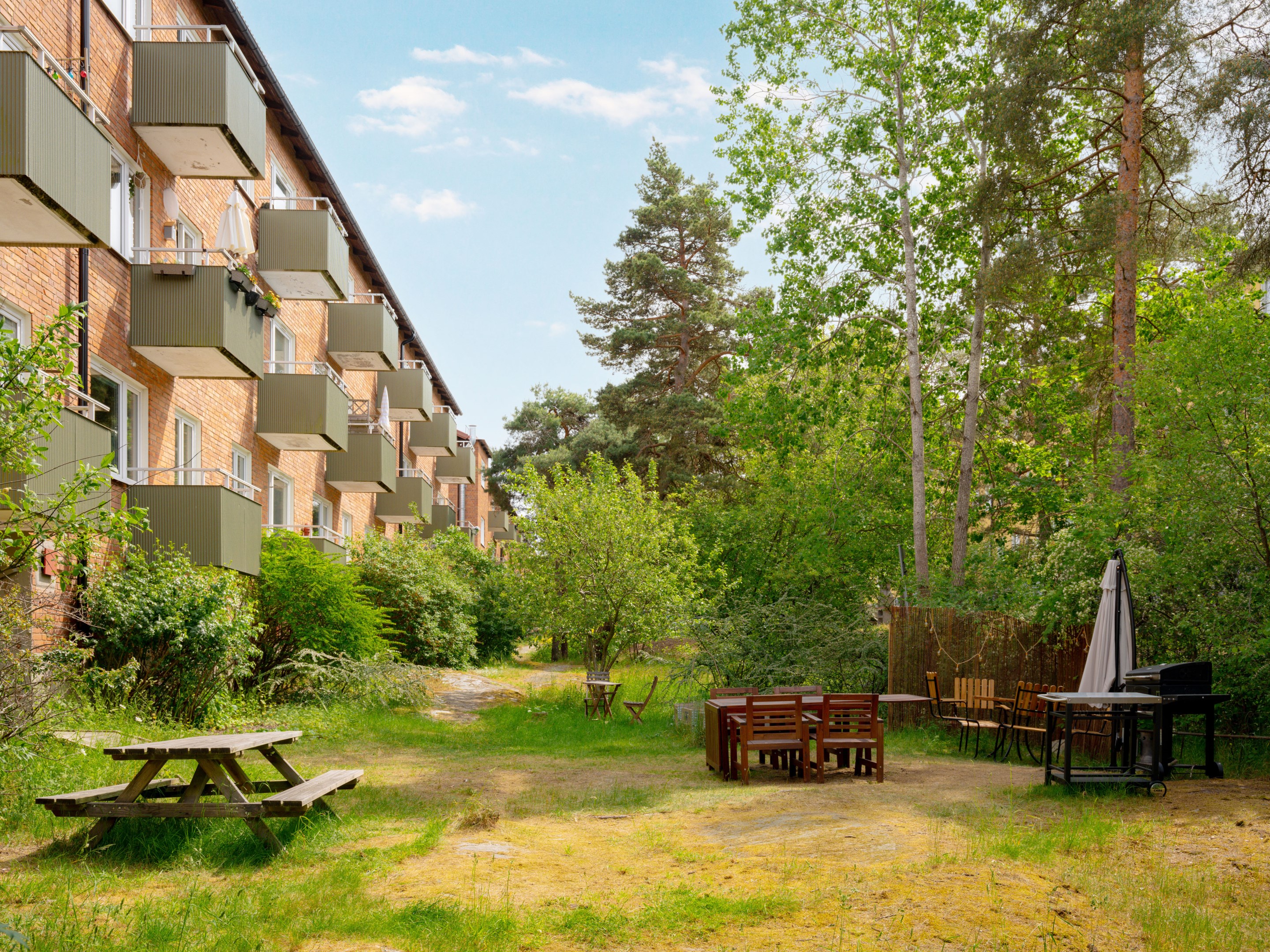Bostadsbild från Sparbanksvägen 50, Kommande i Hägerstensåsen, Stockholm