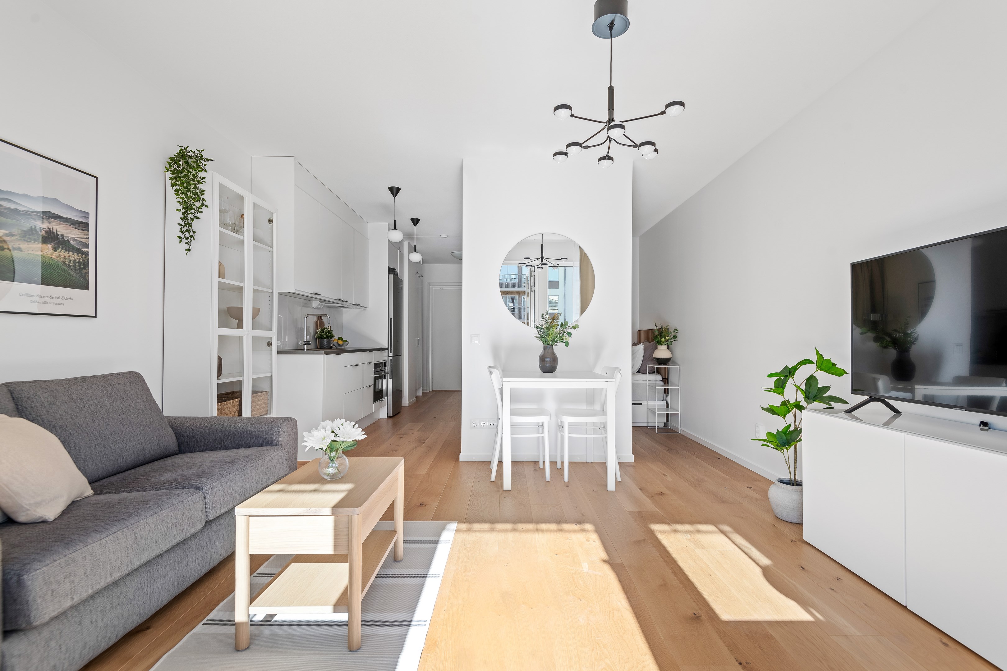 Bostadsbild från Fridensborgsvägen 121, Såld i Järvastaden, Solna