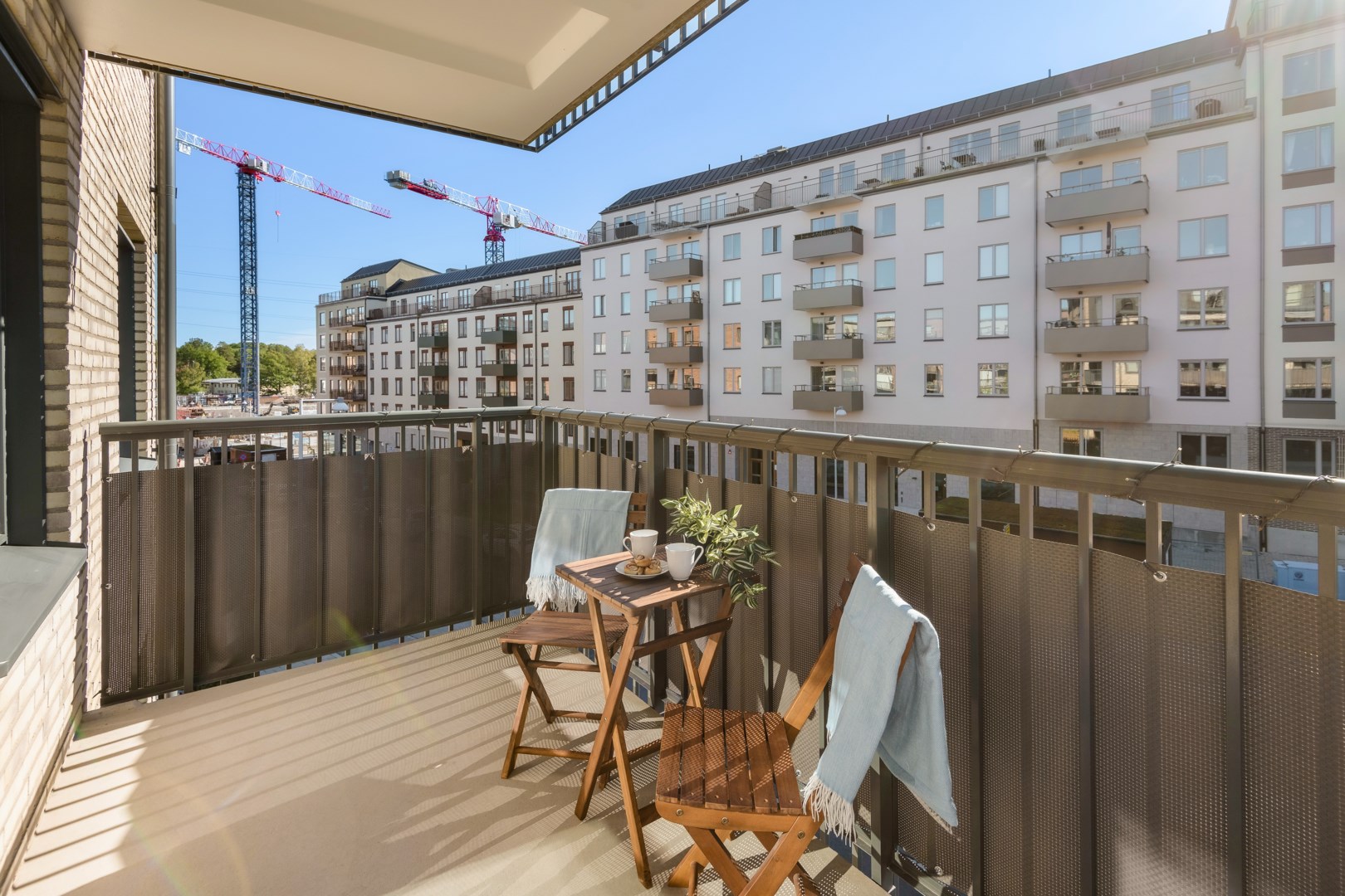 Bostadsbild från Fridensborgsvägen 121, Såld i Järvastaden, Solna