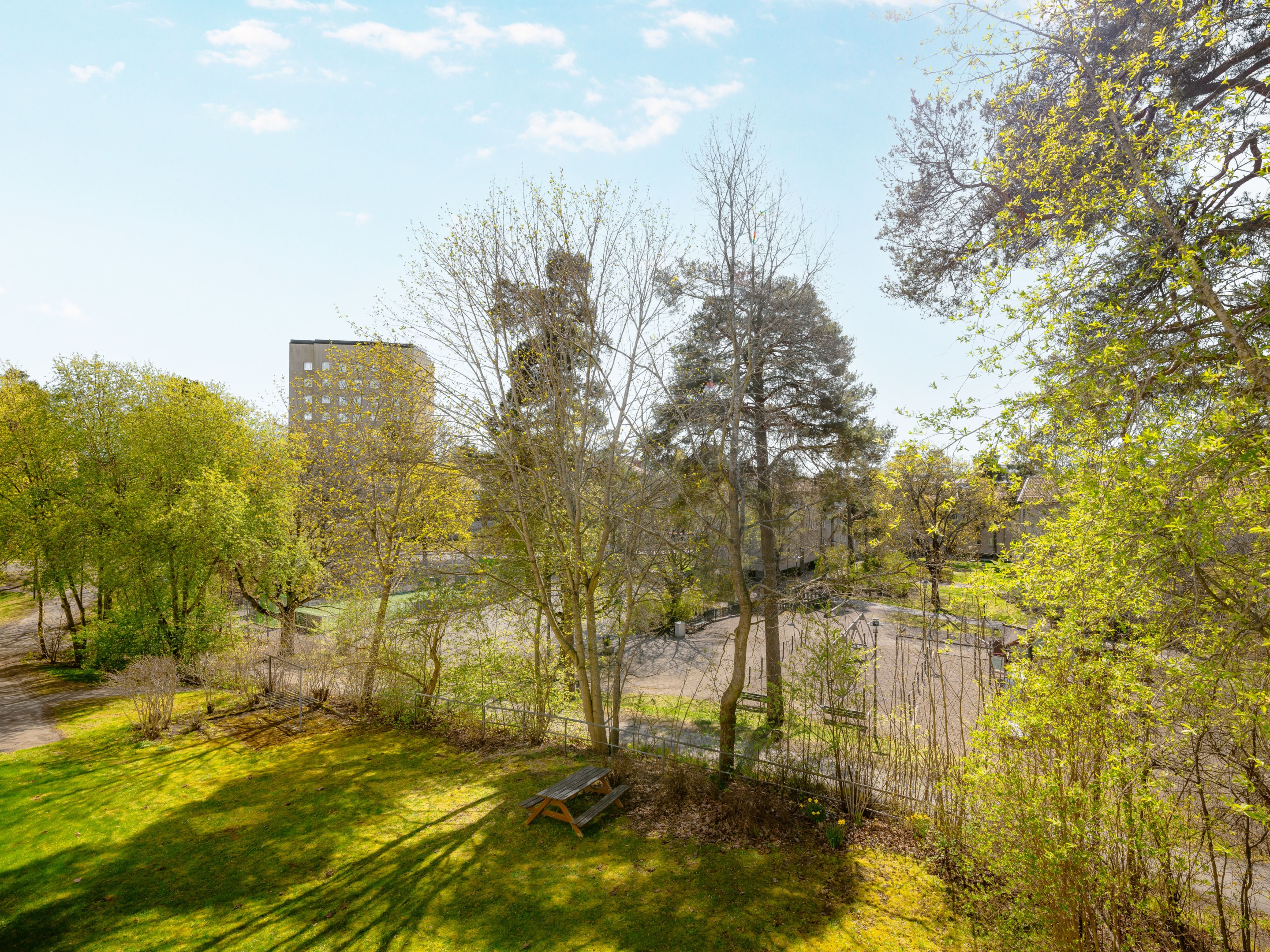 Bostadsbild från Kata Dalströms gata 19, Såld i Fruängen, Stockholm