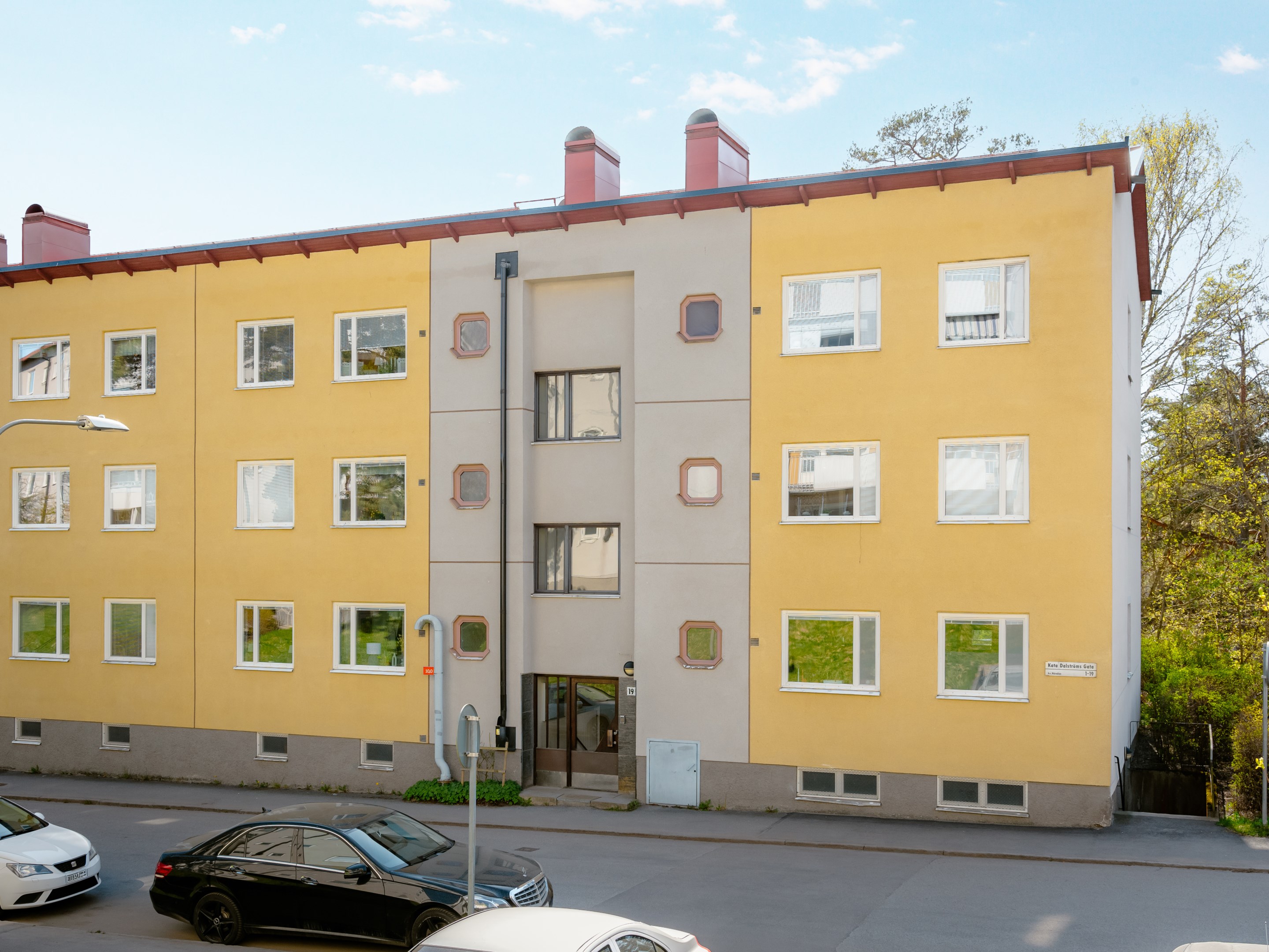 Bostadsbild från Kata Dalströms gata 19, Såld i Fruängen, Stockholm