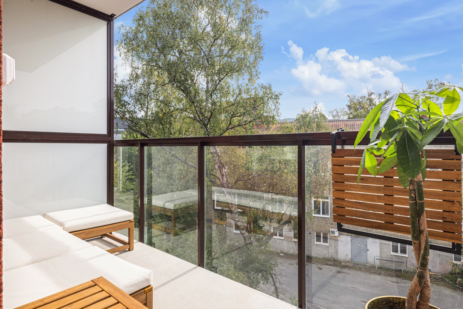 Bostadsbild från Solnavägen 13A, Kommande i Solna - Karolinska, Solna