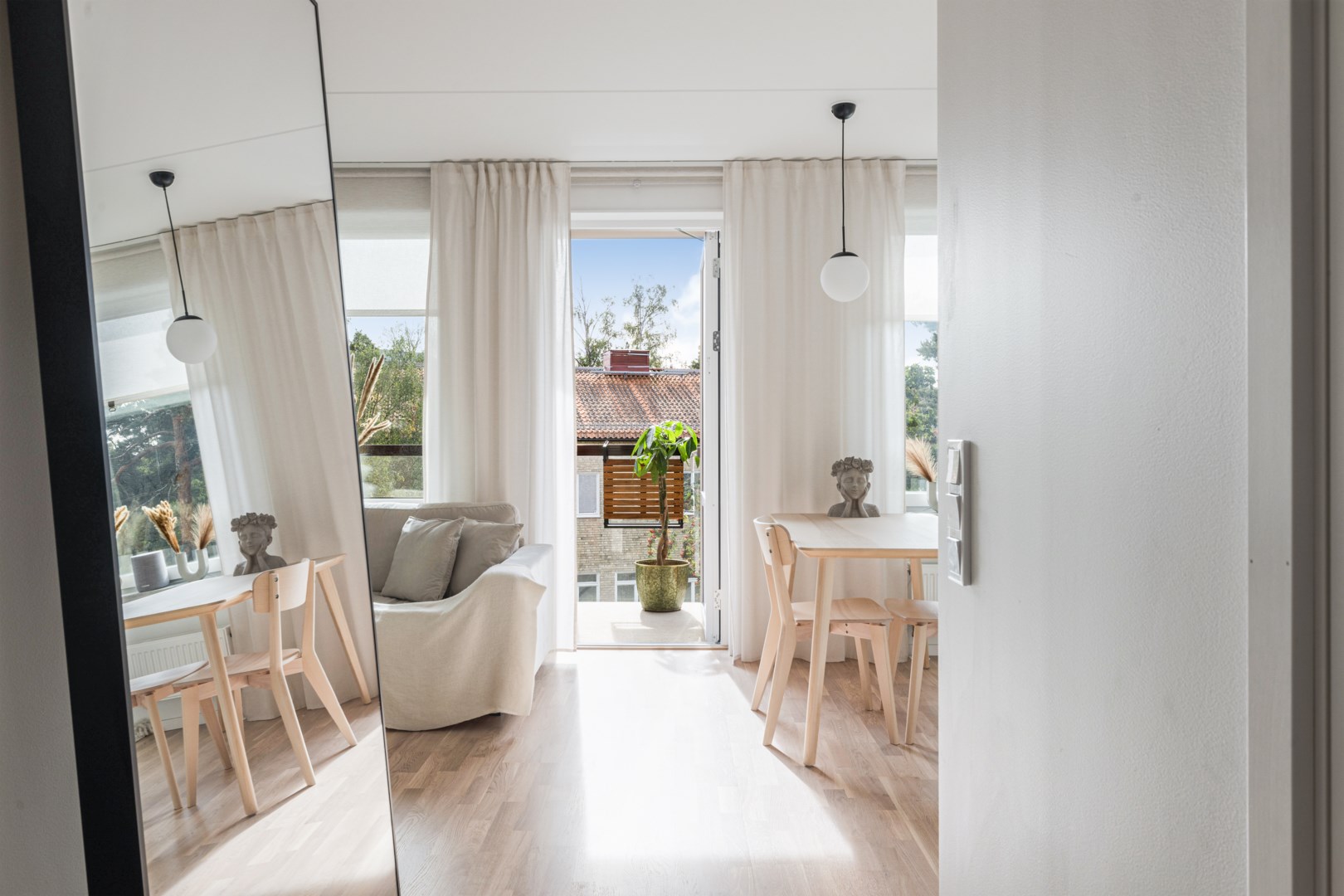 Bostadsbild från Solnavägen 13A, Kommande i Solna - Karolinska, Solna