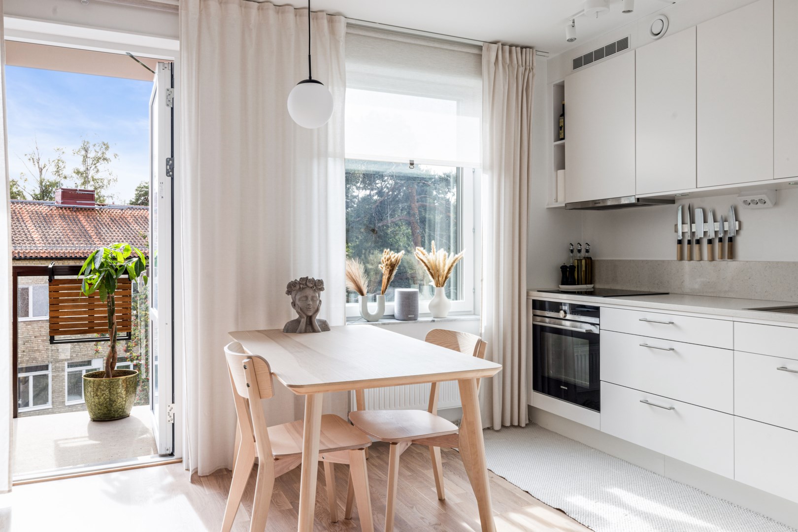 Bostadsbild från Solnavägen 13A, Kommande i Solna - Karolinska, Solna