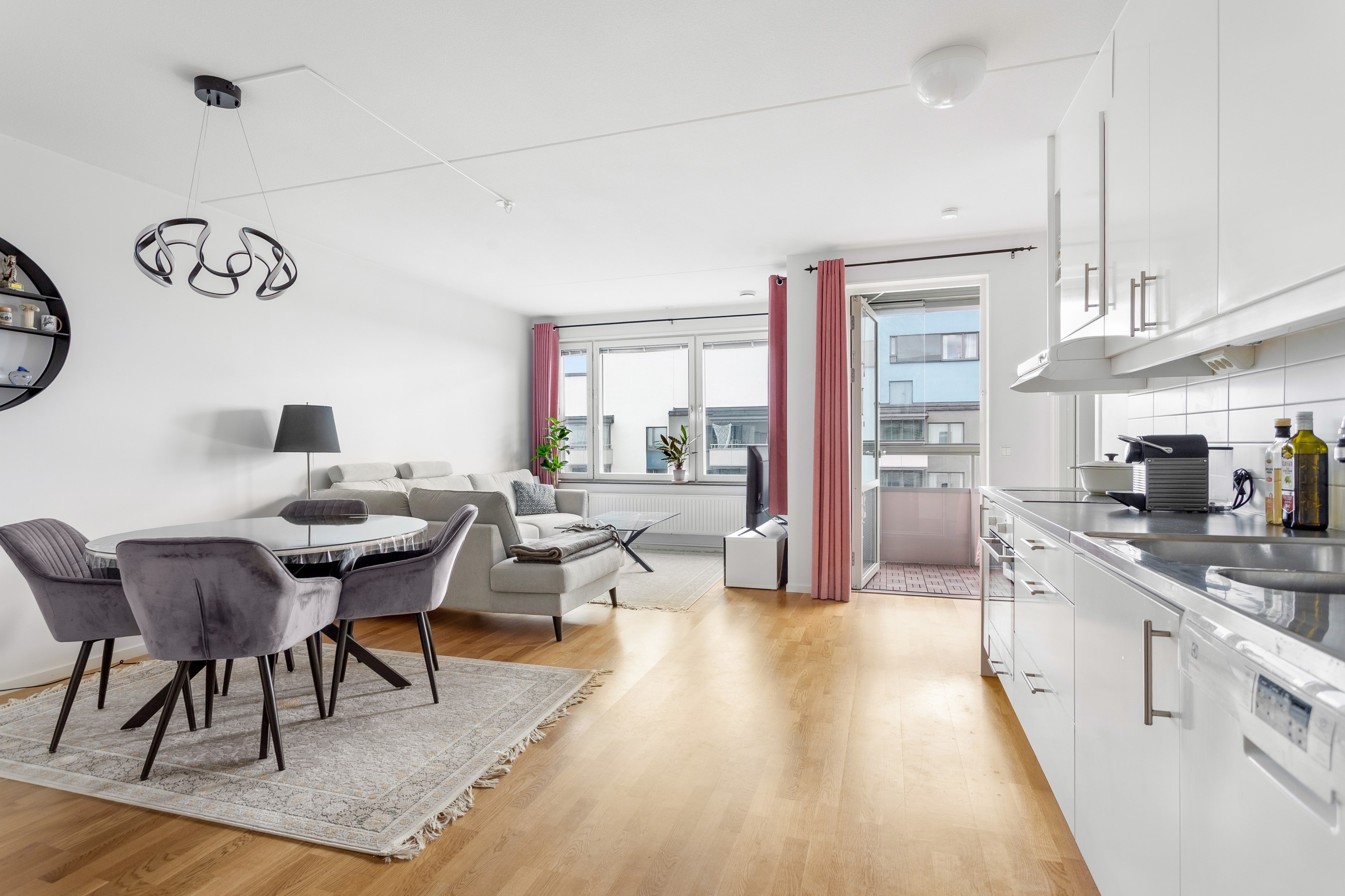 Bostadsbild från Evenemangsgatan 30, Såld i Arenastaden, Solna