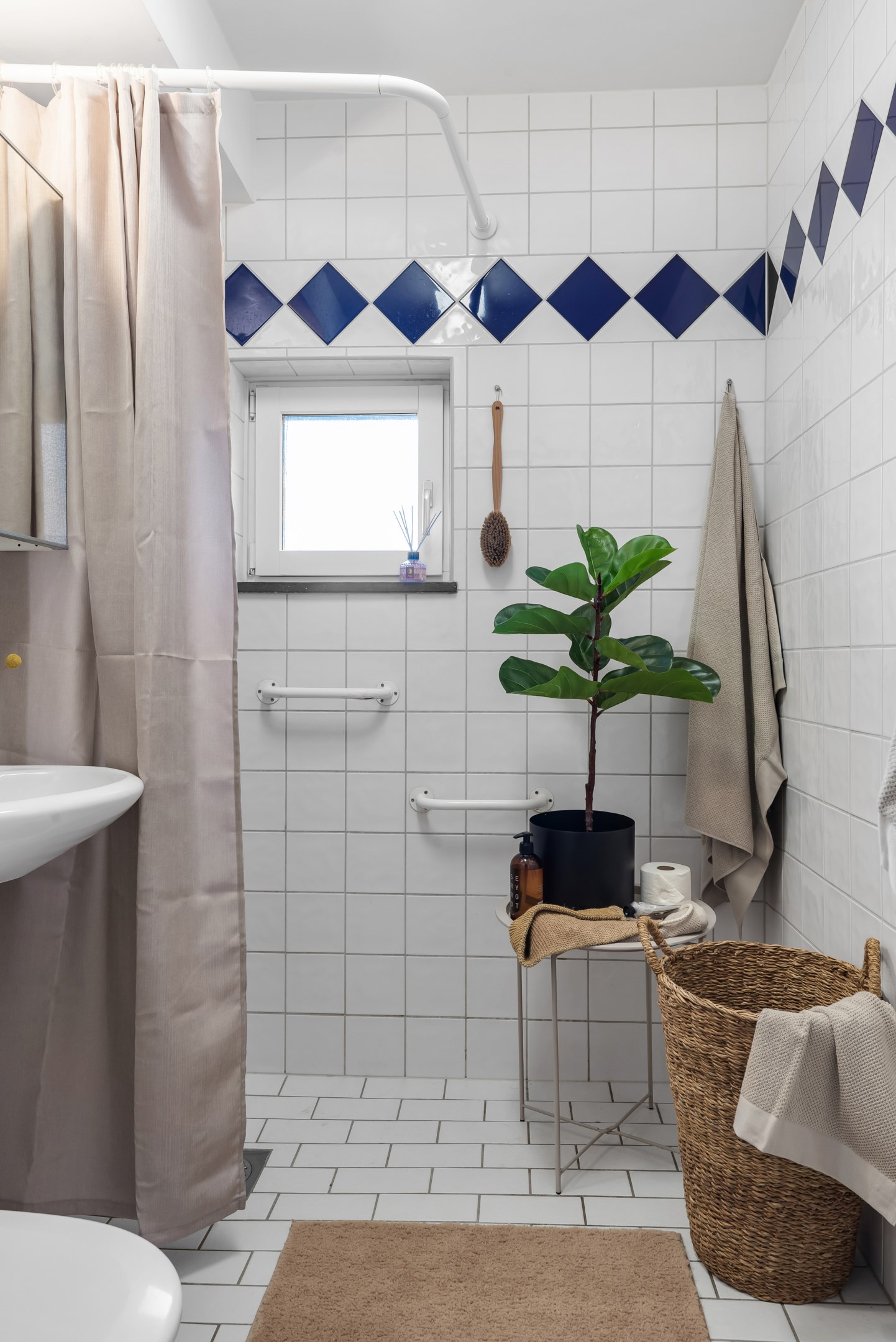 Bostadsbild från Dragarbrunnsgatan 60, Till salu i Centrum, Uppsala