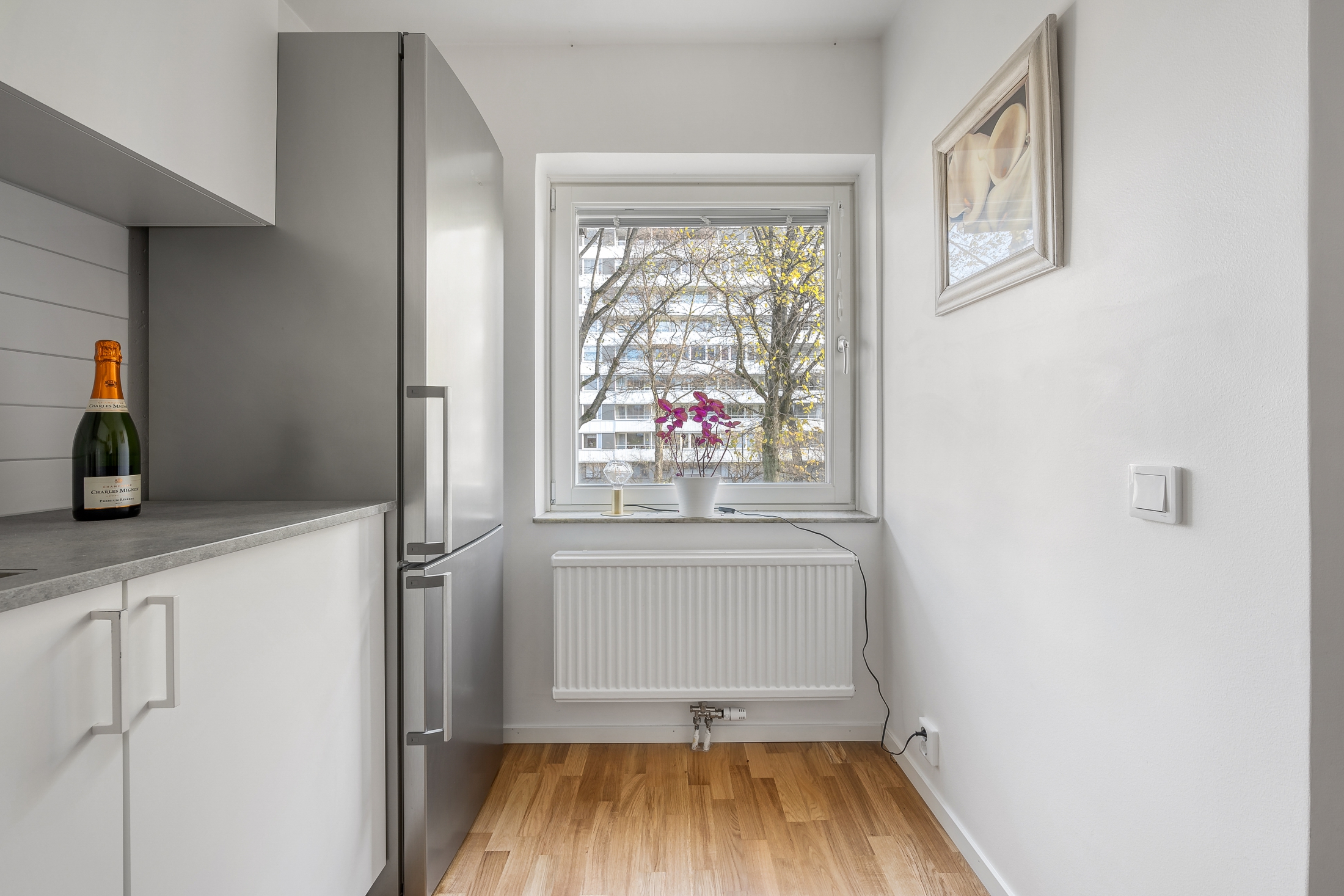 Bostadsbild från Kapellgatan 20, Till salu i Västra skogen, Solna