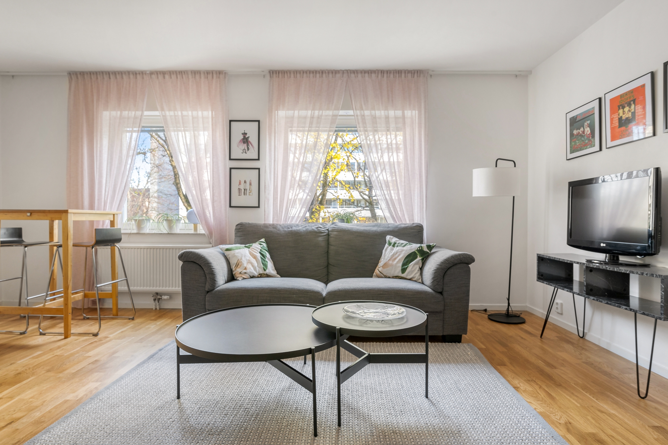 Bostadsbild från Kapellgatan 20, Till salu i Västra skogen, Solna