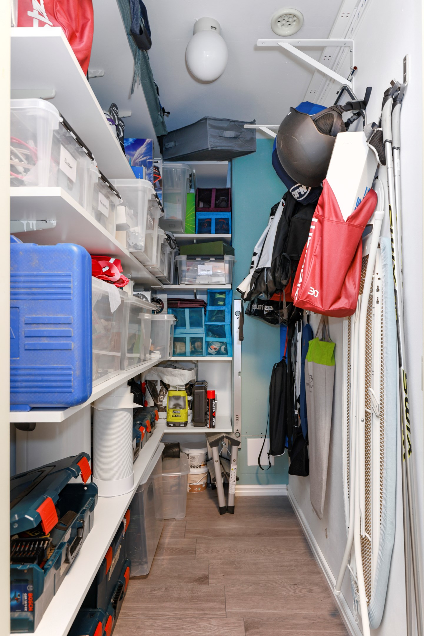 Bostadsbild från Albertinas väg 47, Kommande i Alunda, Östhammar