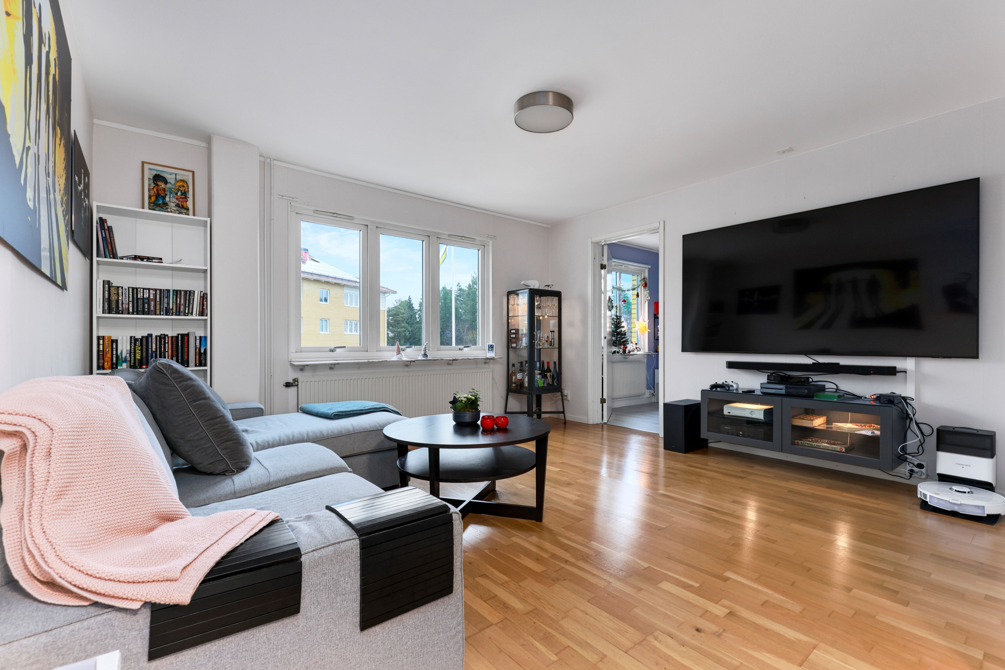 Bostadsbild från Albertinas väg 47, Kommande i Alunda, Östhammar