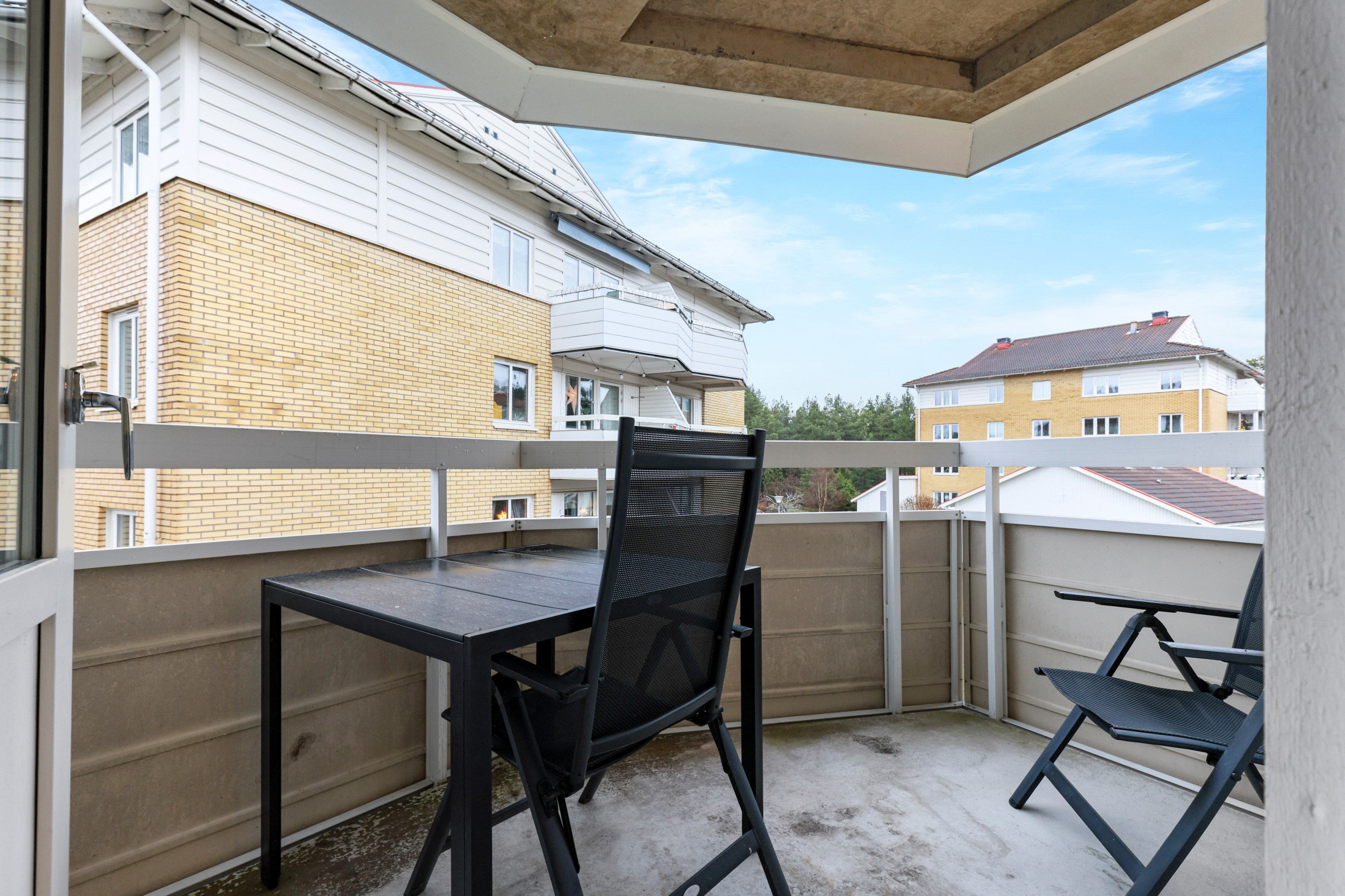 Bostadsbild från Albertinas väg 47, Kommande i Alunda, Östhammar