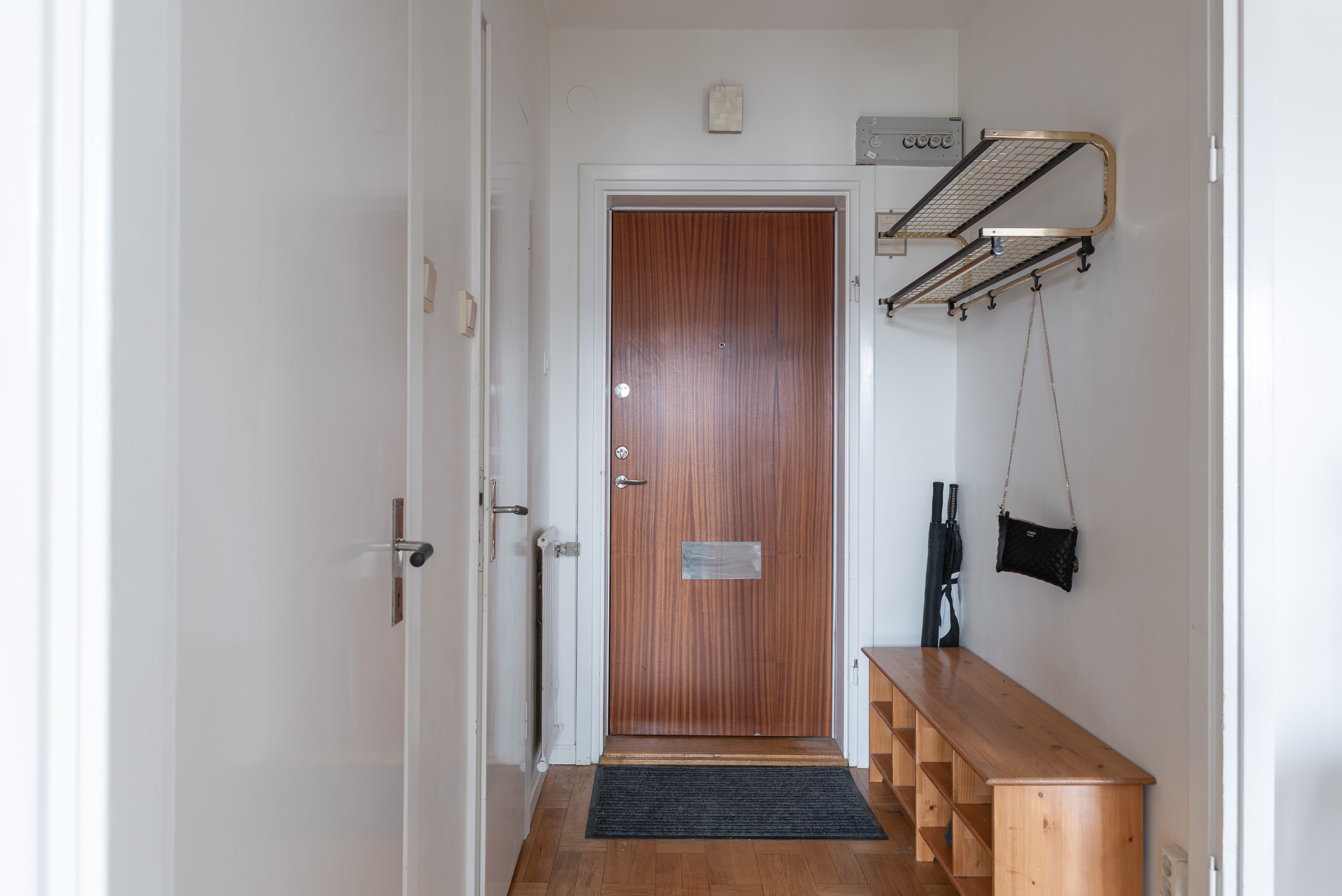 Bostadsbild från Langenbergsgatan 6B, Till salu i Blåsbo, Västerås