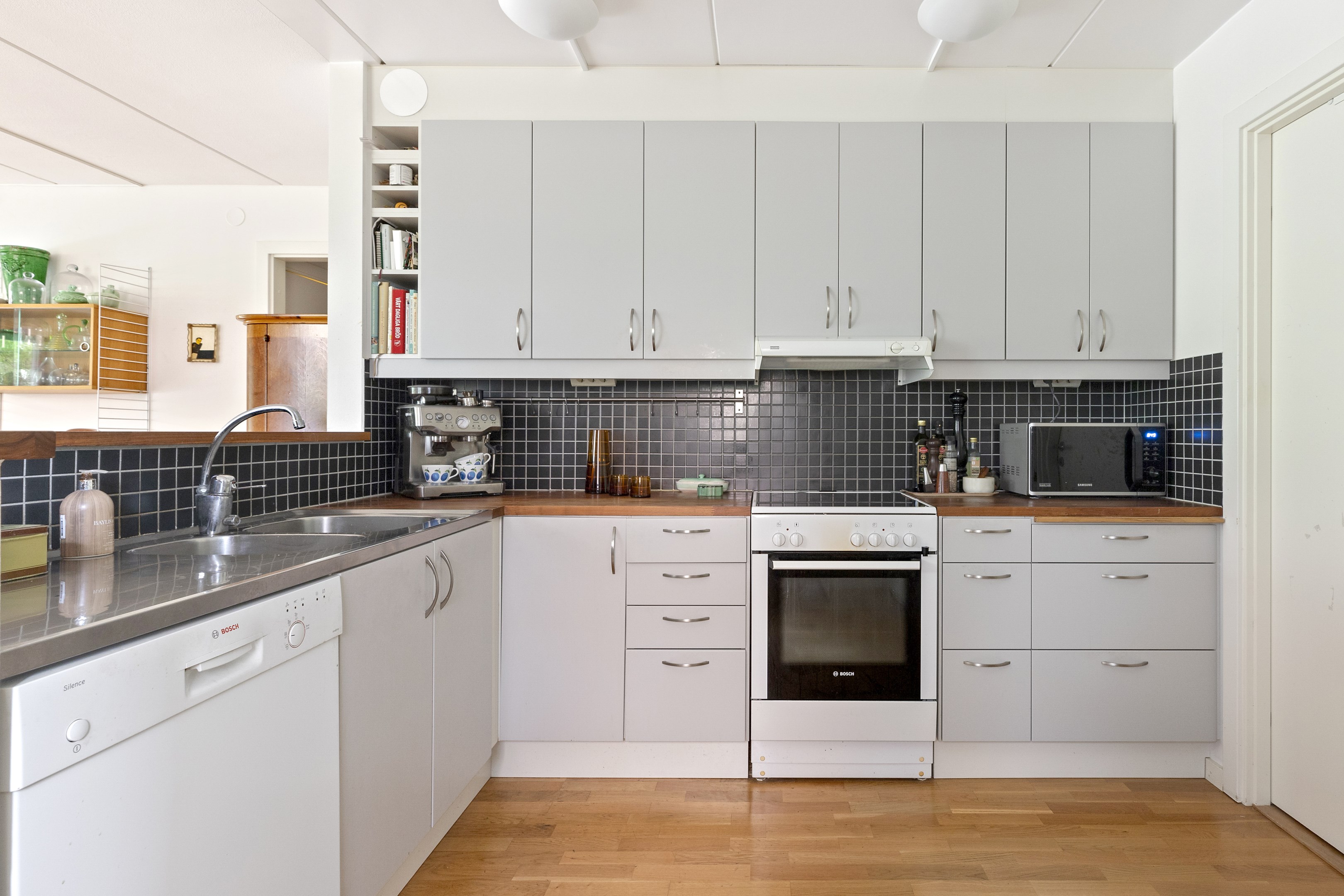 Bostadsbild från Edvin Adolphsons väg 10, Kommande i Råsunda/Gamla Filmstaden, Solna