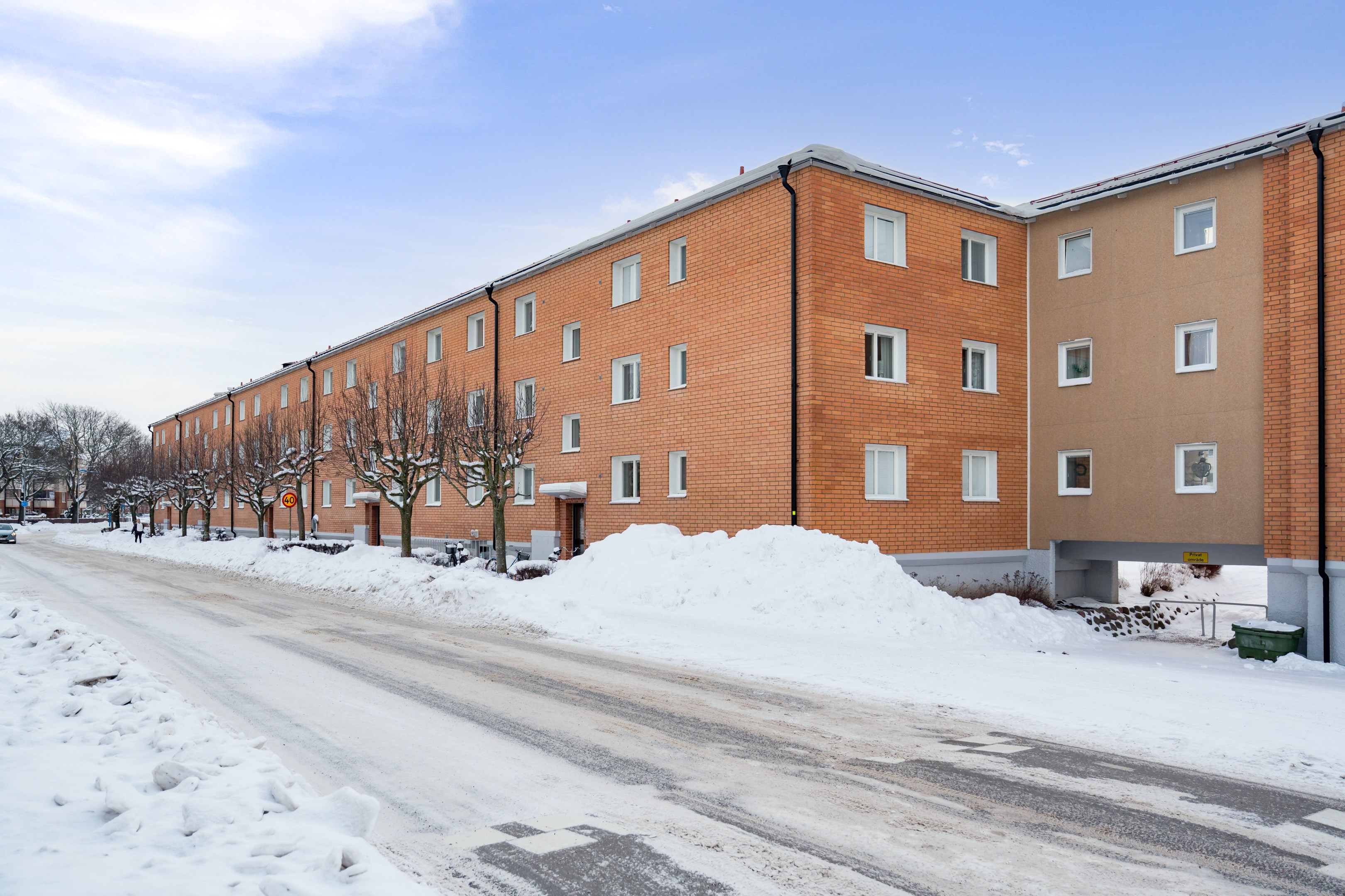 Bostadsbild från Årstagatan 13, Såld i Salabacke, Uppsala