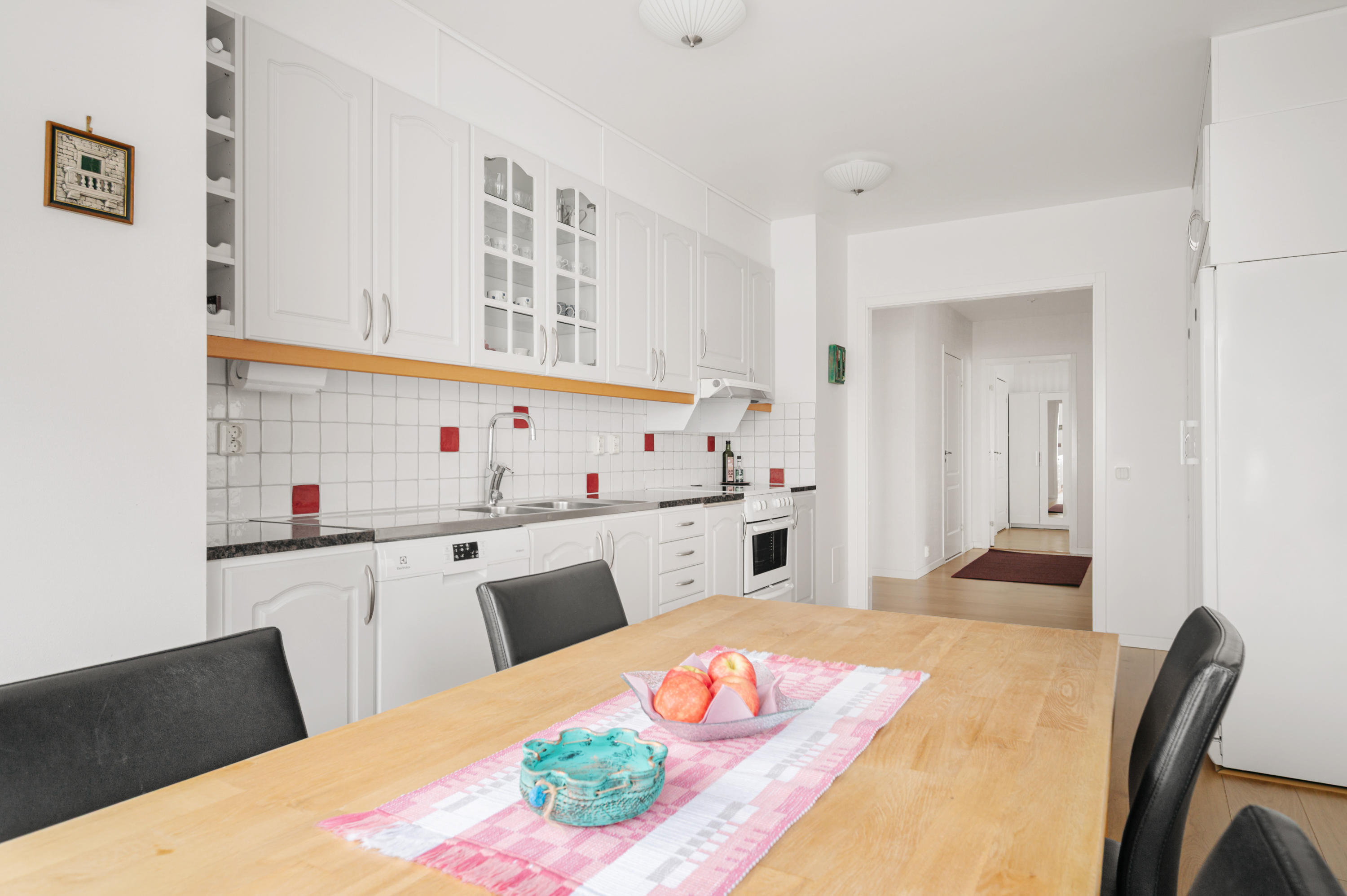 Bostadsbild från Gustav III:s boulevard 53, Kommande i Frösunda, Solna