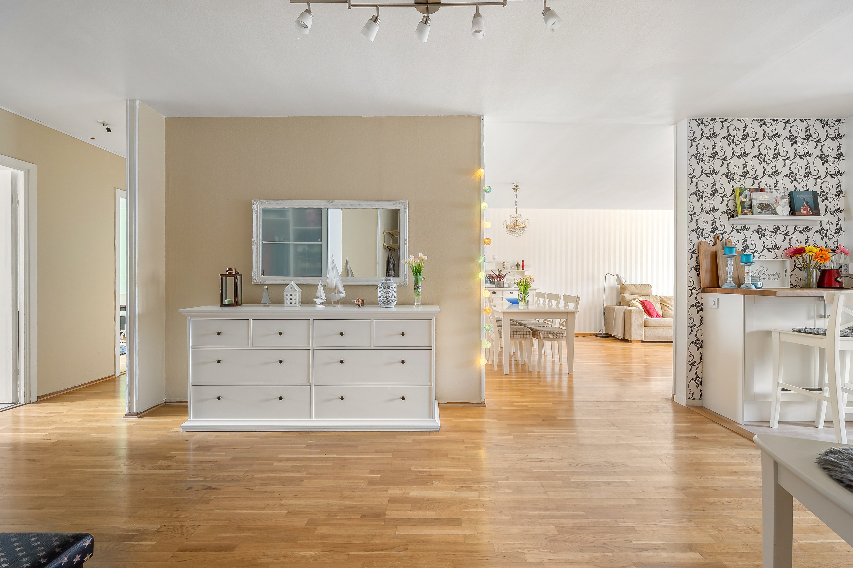 Bostadsbild från Nybodagatan 4, Till salu i Solna - Skytteholm, Solna