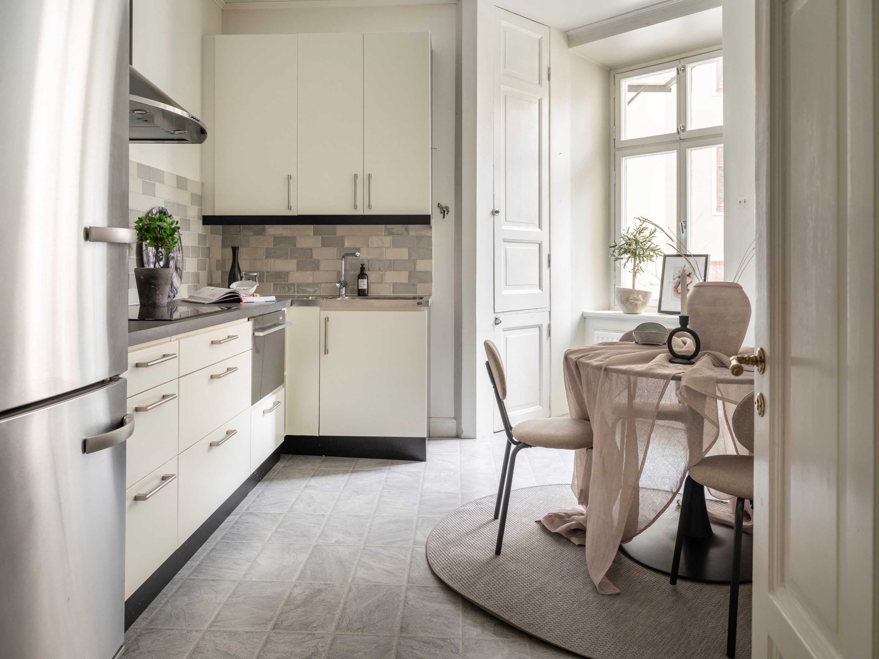 Bostadsbild från Tomtebogatan 23, 1tr, Såld i Vasastan - Birkastan, Stockholm