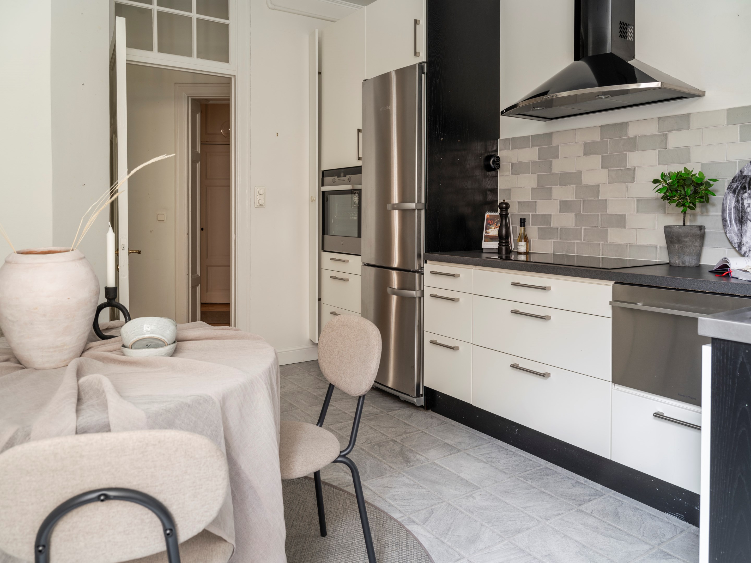 Bostadsbild från Tomtebogatan 23, 1tr, Såld i Vasastan - Birkastan, Stockholm