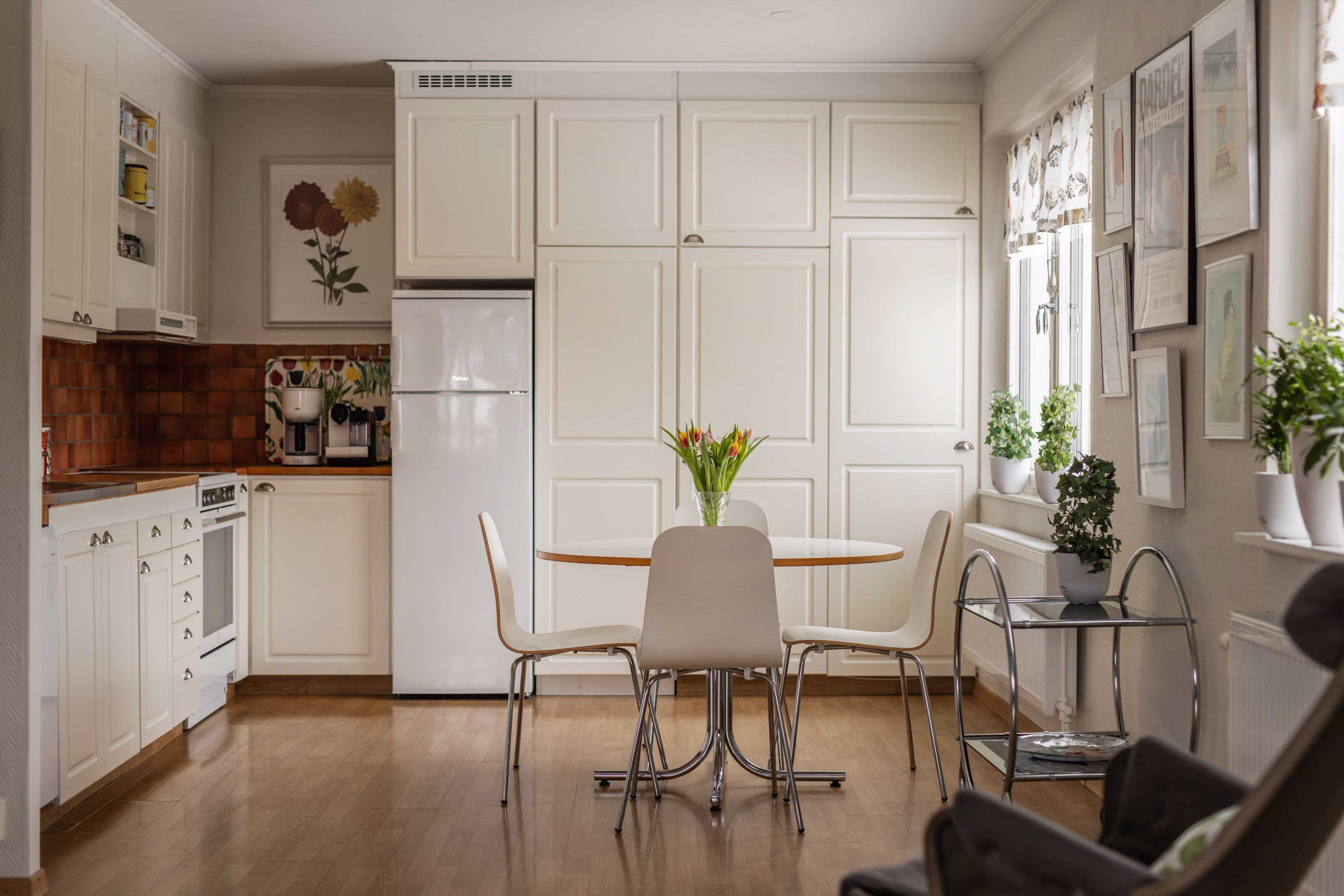 Bostadsbild från Ljuskärrsvägen 101, Kommande i Ljuskärrsberget - Saltsjöbaden, Nacka