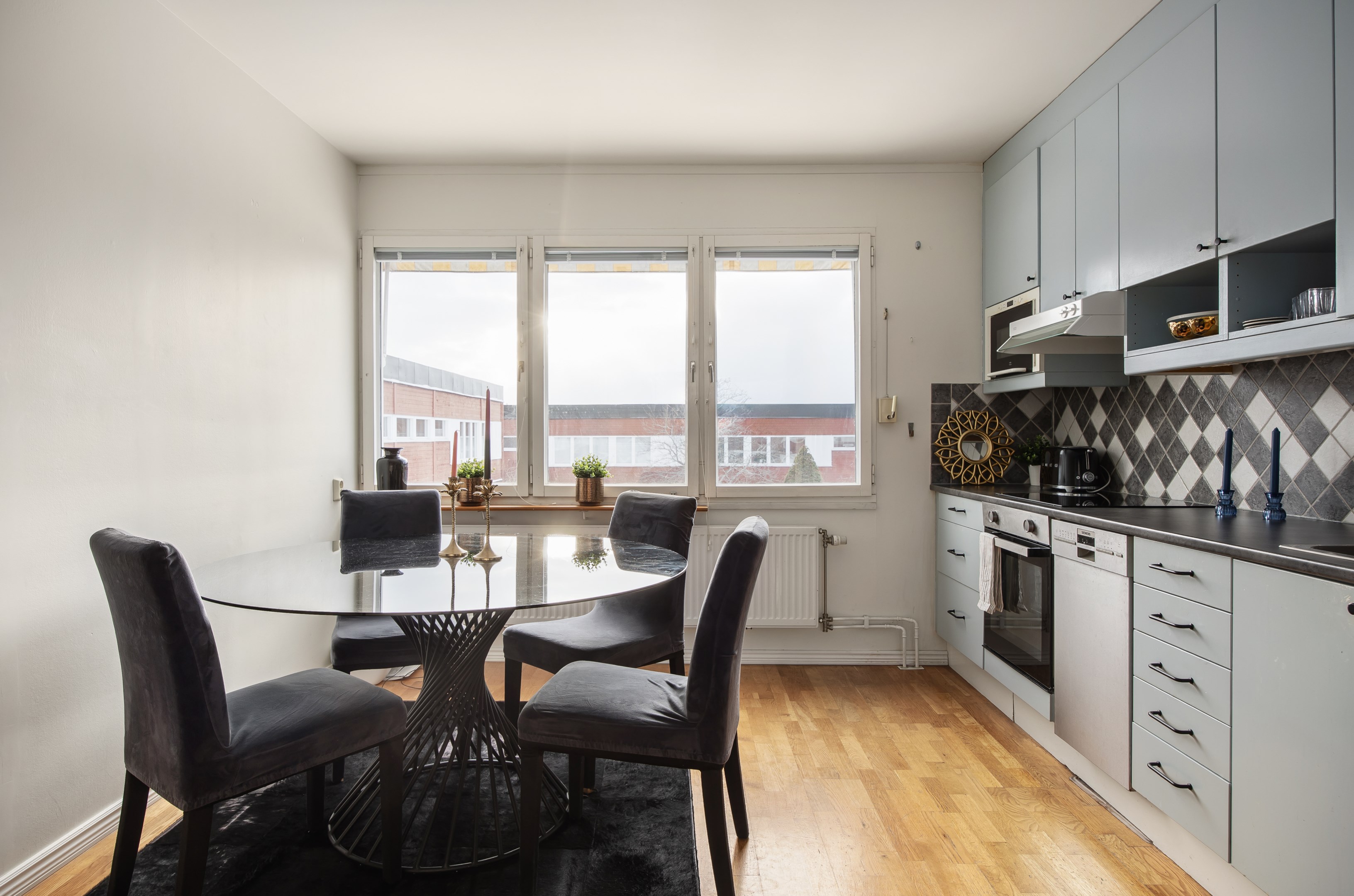 Bostadsbild från Ljuskärrsvägen 62, Till salu i Ljuskärrsberget - Saltsjöbaden, Nacka